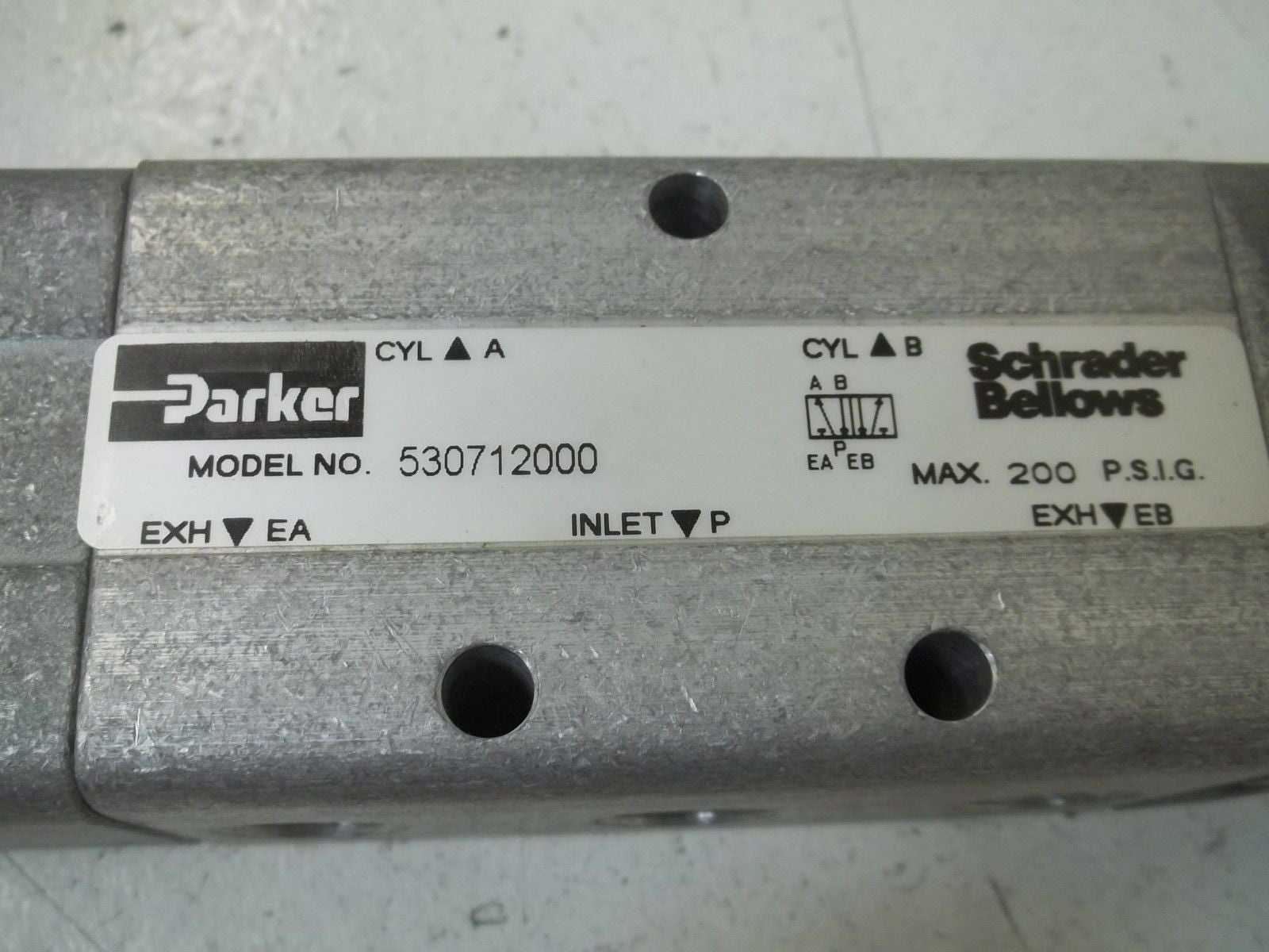PARKER 530712000 SOLENOID VALVE *USED*