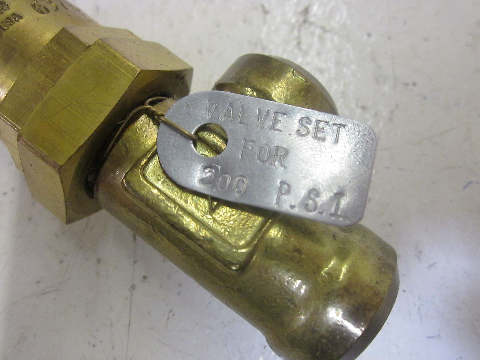 PARKER 637B-4-1/4-2 RELIEF VALVE 2-WAY *NEW IN BOX*