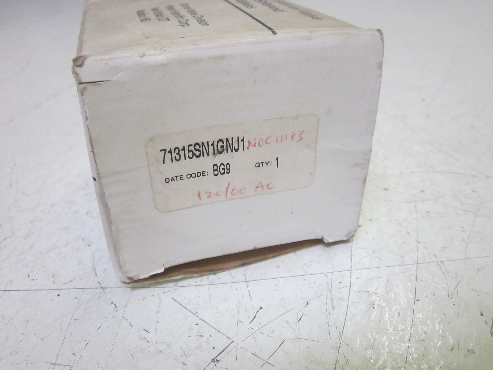 PARKER 71315SN1GNJ1 SOLENOID VALVE 120VAC *NEW IN BOX*