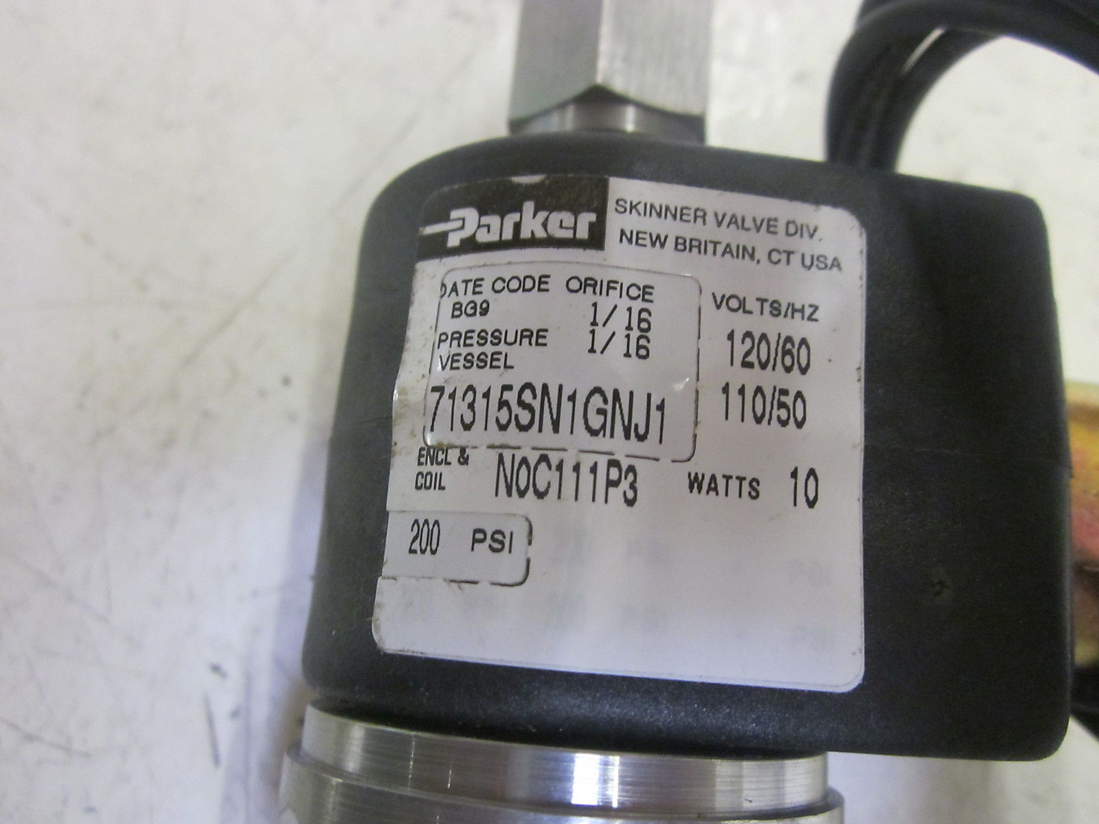 PARKER 71315SN1GNJ1 SOLENOID VALVE 120VAC *NEW IN BOX*