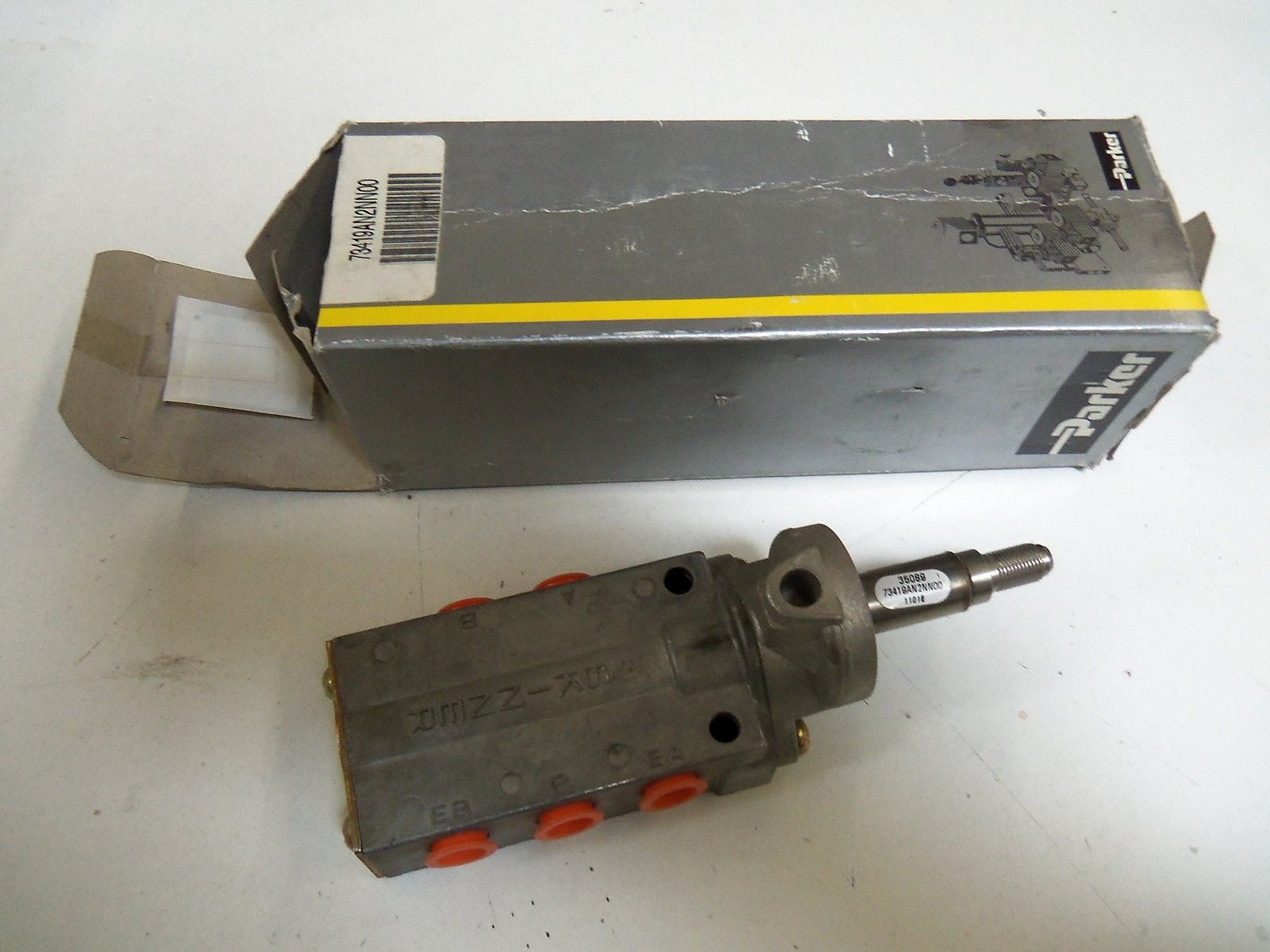 PARKER 73419AN2NN00 *NEW IN BOX*