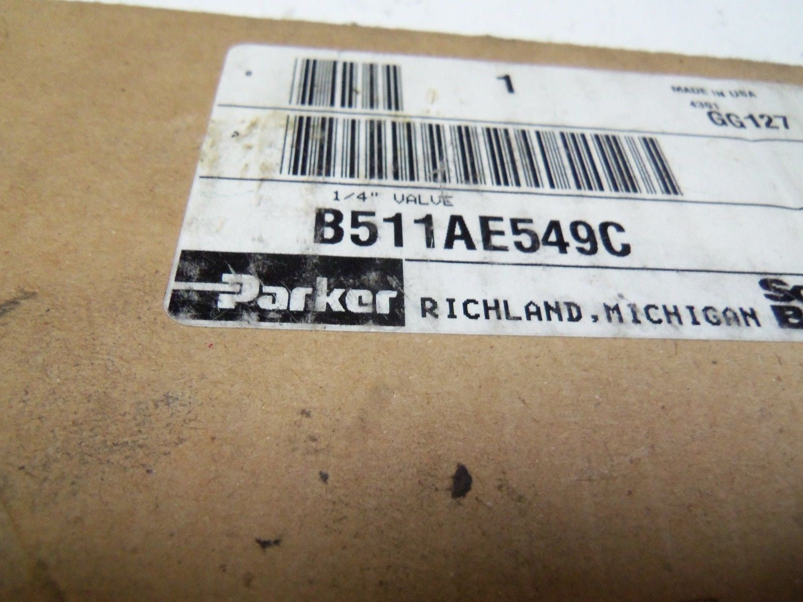PARKER B511AE549C VALVE *NEW IN BOX*