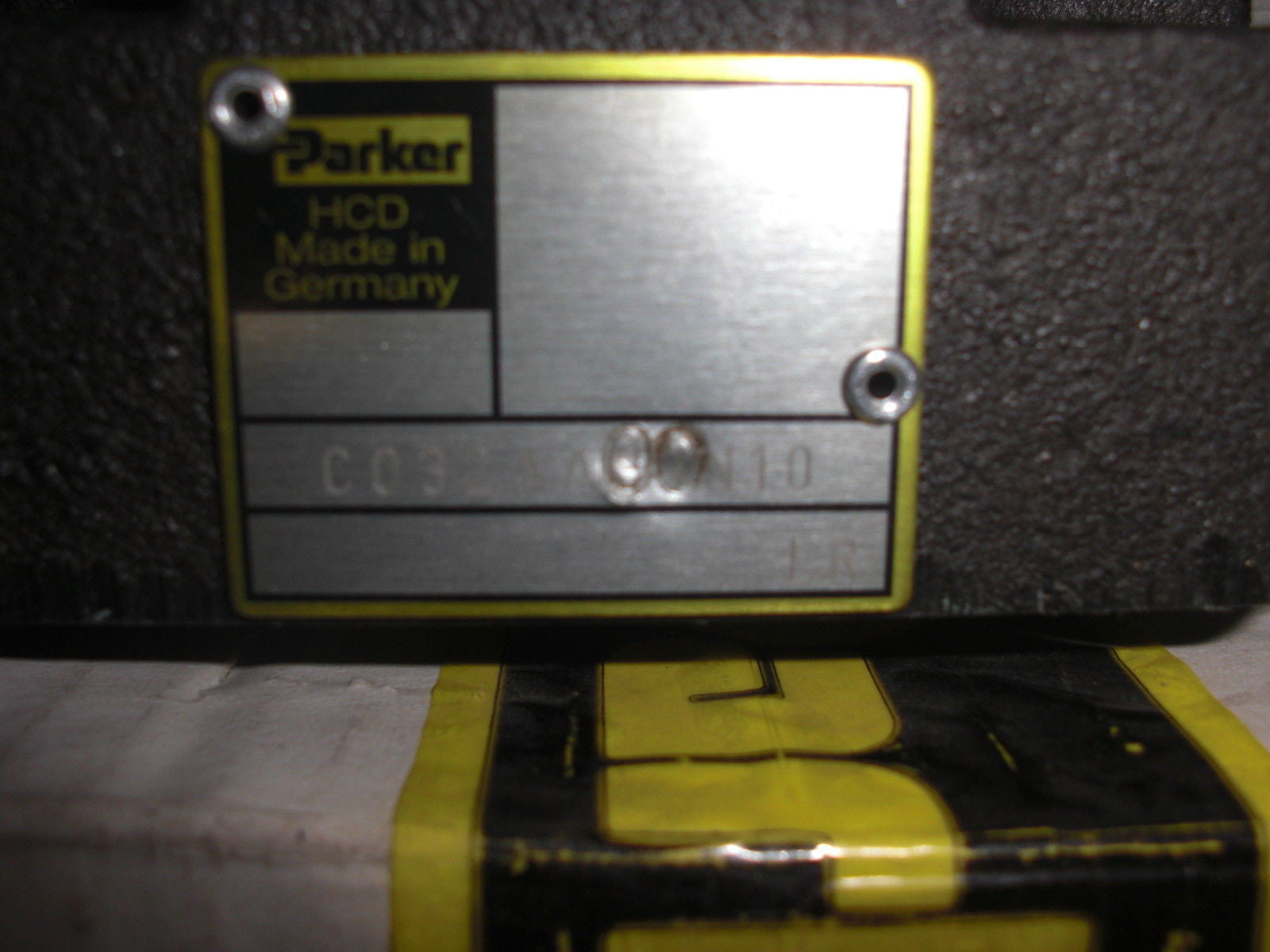 PARKER C032AA00N *NEW*
