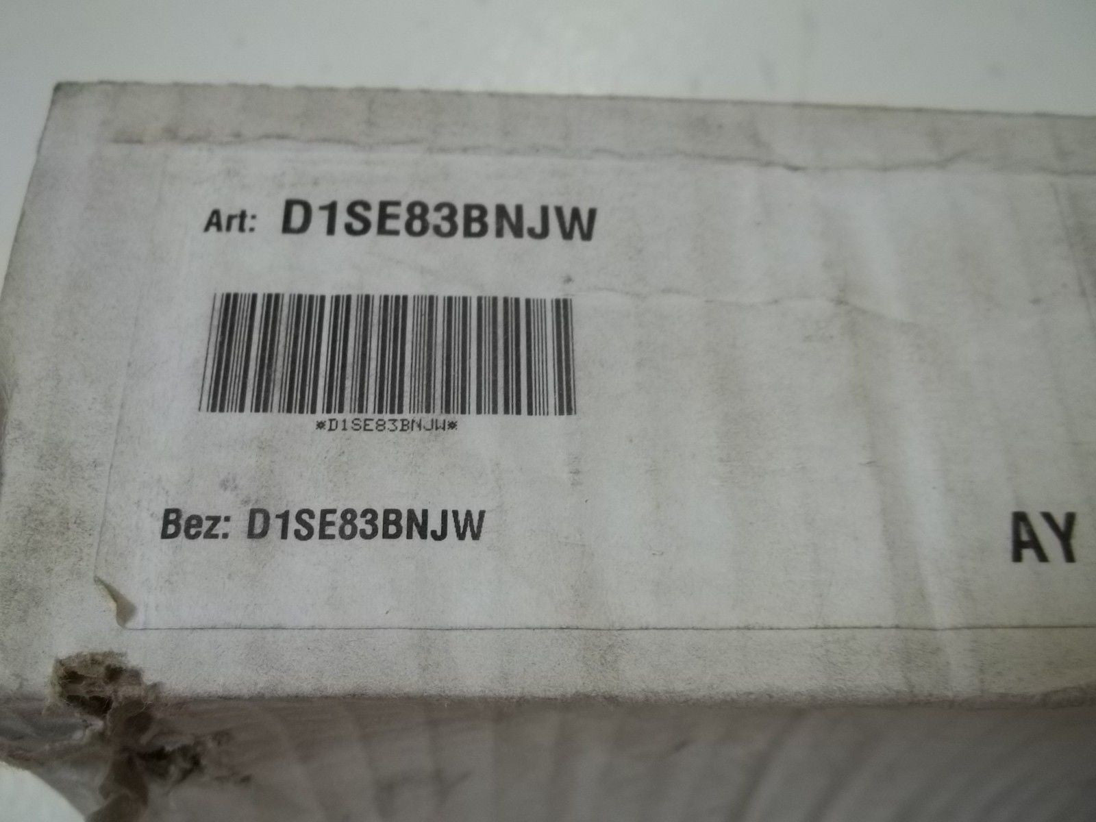 PARKER D1SE83BNJW HYDRAULIC VALVE 24VDC  *NEW IN BOX*