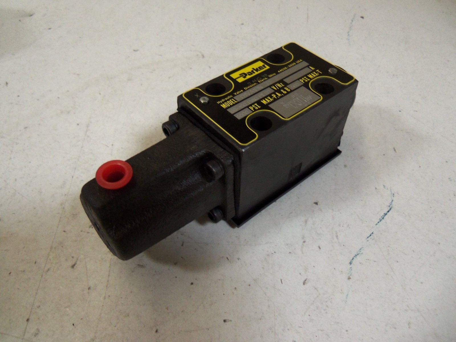 PARKER D1VA1BN 72 *NEW NO BOX*