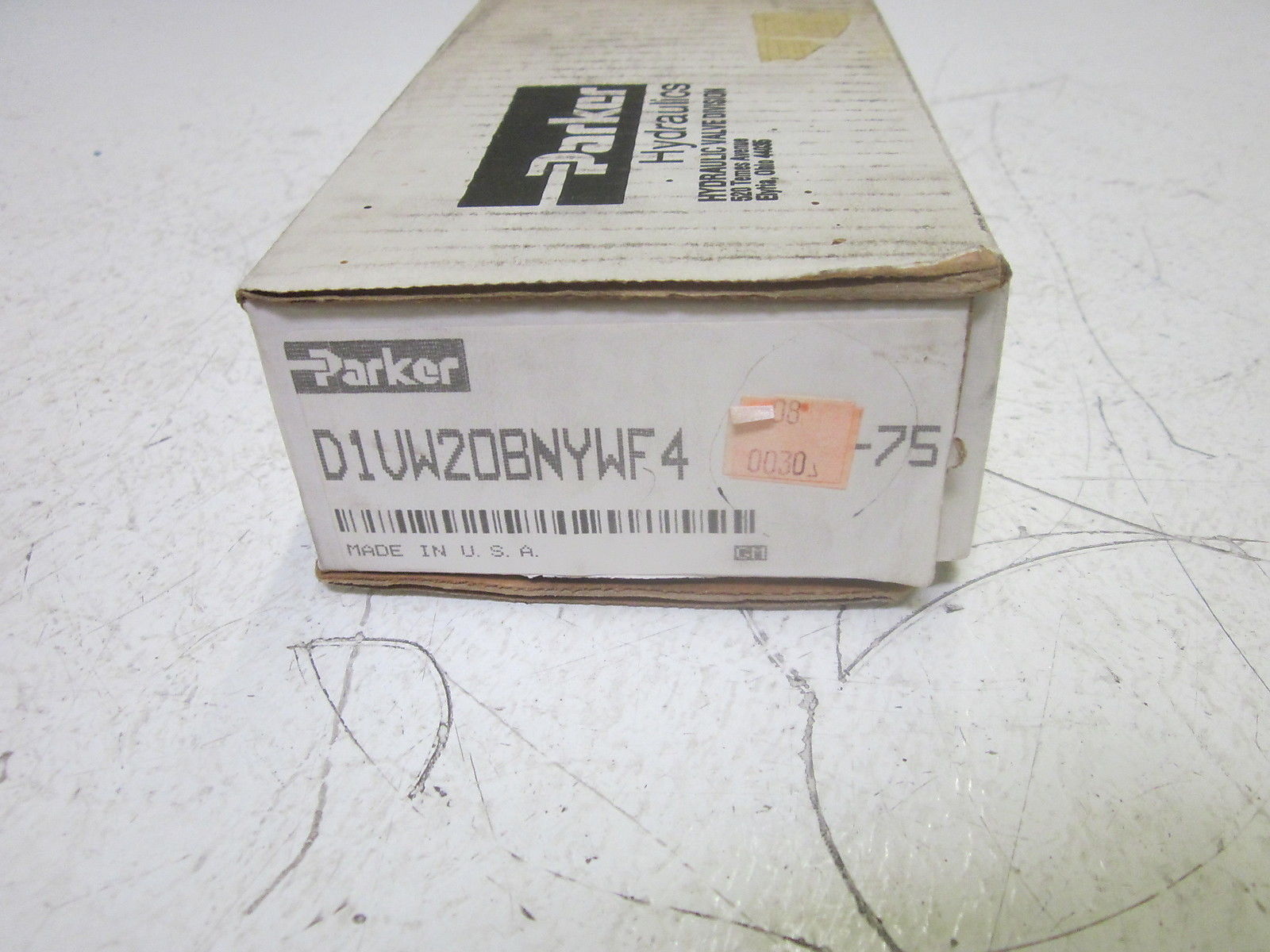 PARKER D1VW20BNYWF475 DIRECTIONAL CONTROL VALVE 120V *NEW IN BOX*