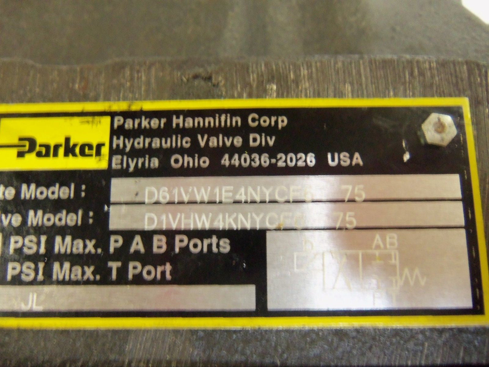 PARKER D61VW1E4NYCF6 75 VALVE *USED*