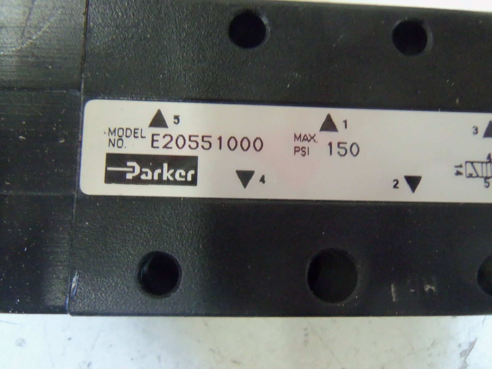 PARKER E20551000 *NEW IN BOX*