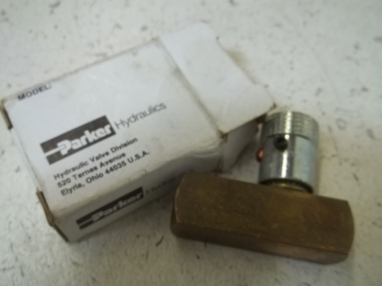 PARKER F200B/1A853 FLOW VALVE *NEW IN BOX*