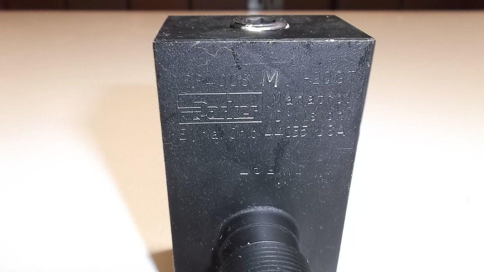 PARKER HYDRAULIC VALVE  PR400S *USED*