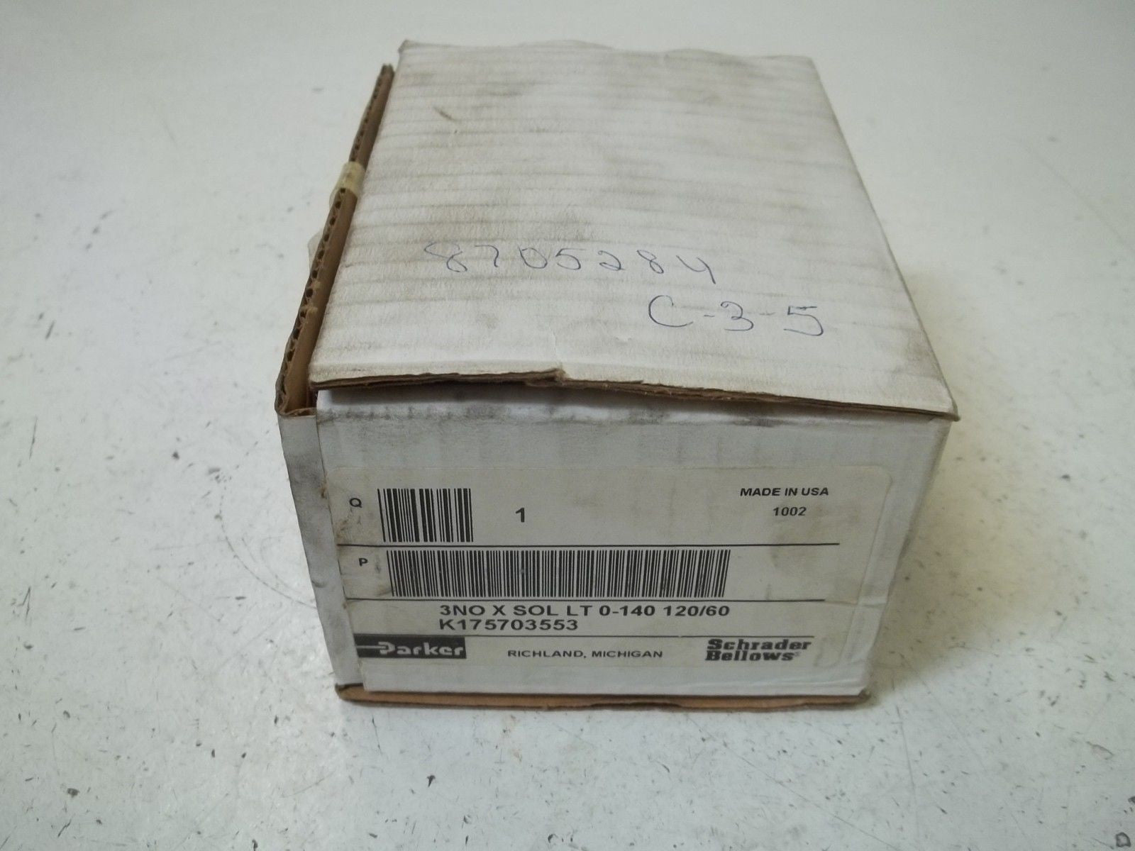 PARKER K175703553 SOLENOID VALVE 3NO X SOL LT 0-140 120/60 *NEW IN BOX*