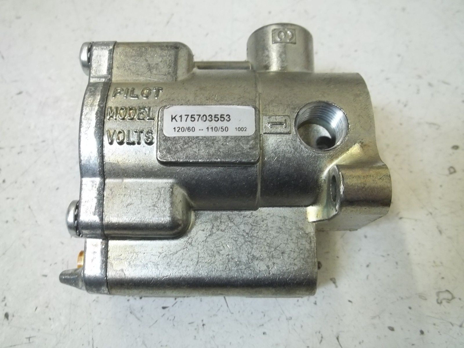PARKER K175703553 SOLENOID VALVE 3NO X SOL LT 0-140 120/60 *NEW IN BOX*