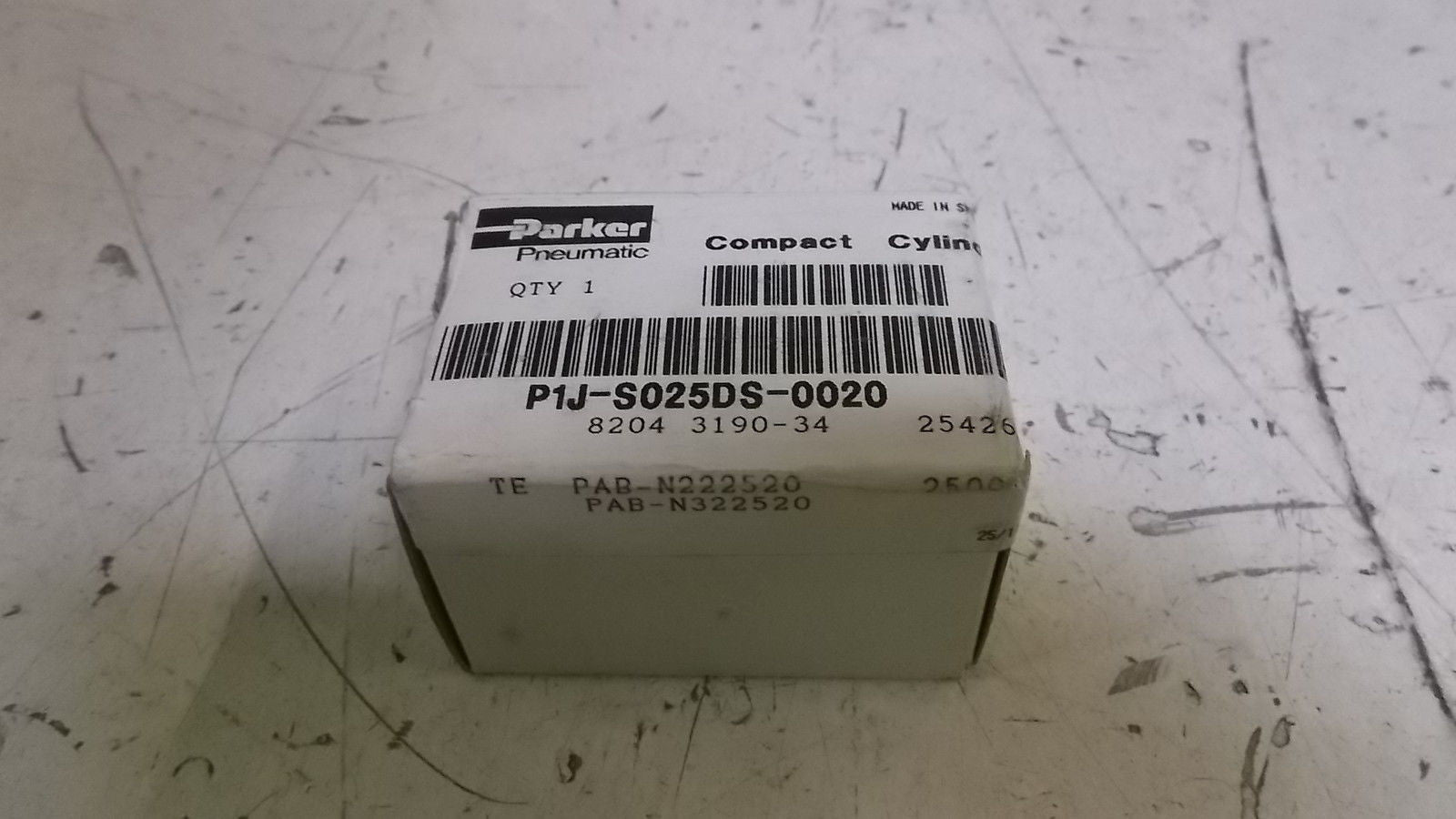 PARKER P1J-S025DS -0020 CYLINDER *NEW IN BOX*