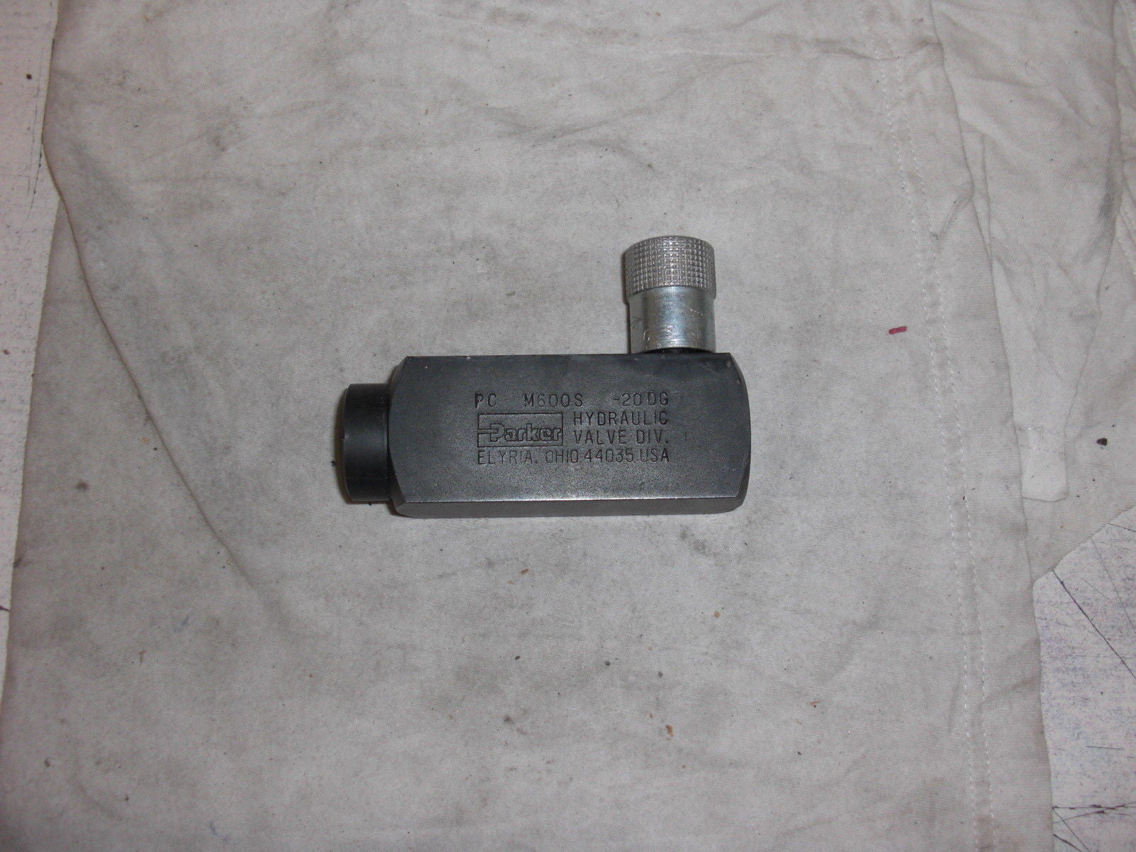 PARKER PCM600S FLOW CONTROL VALVE *USED*