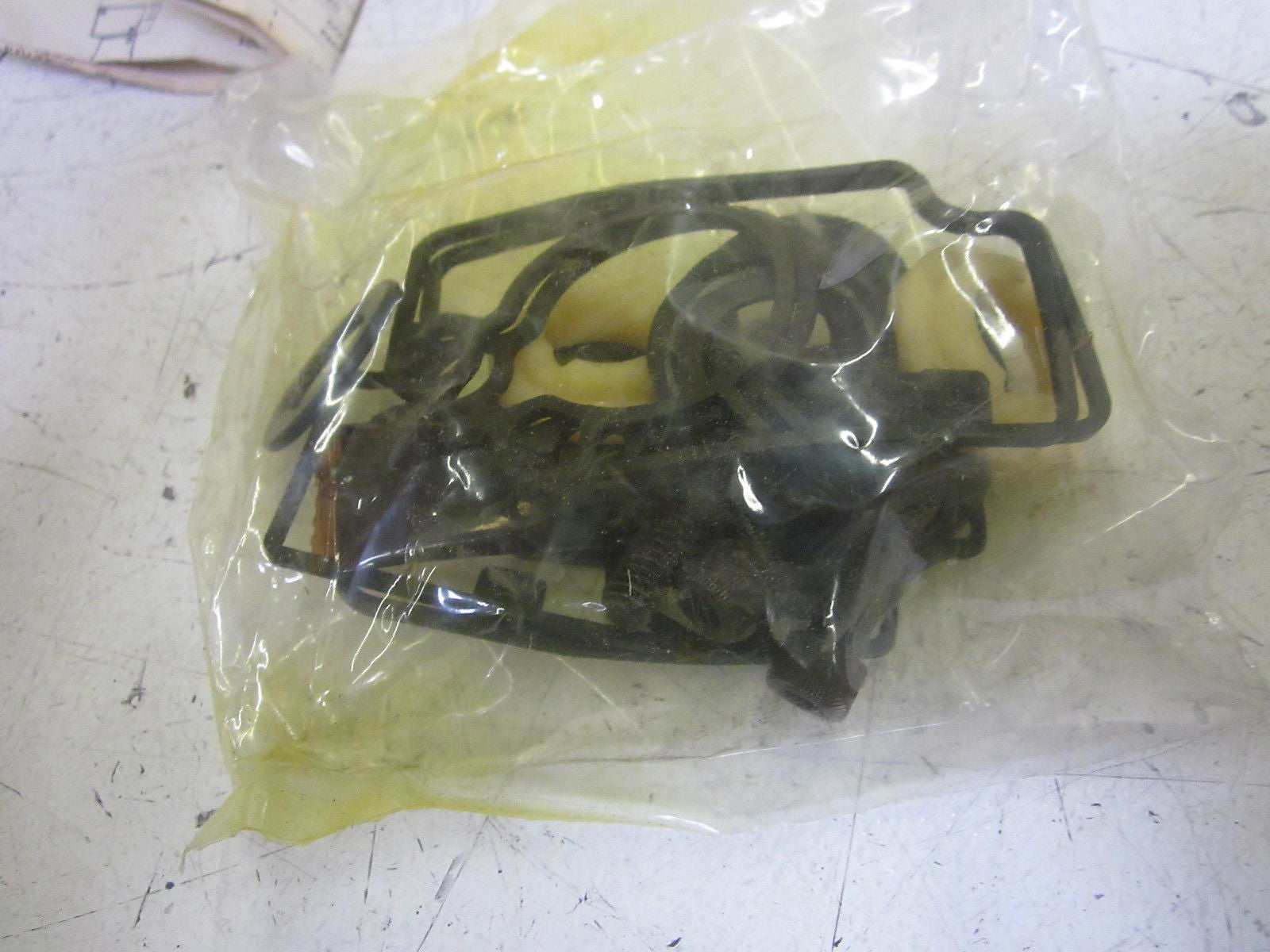 PARKER PS1202 SOLENOID VALVE REPAIR KIT  *NEW IN BOX*