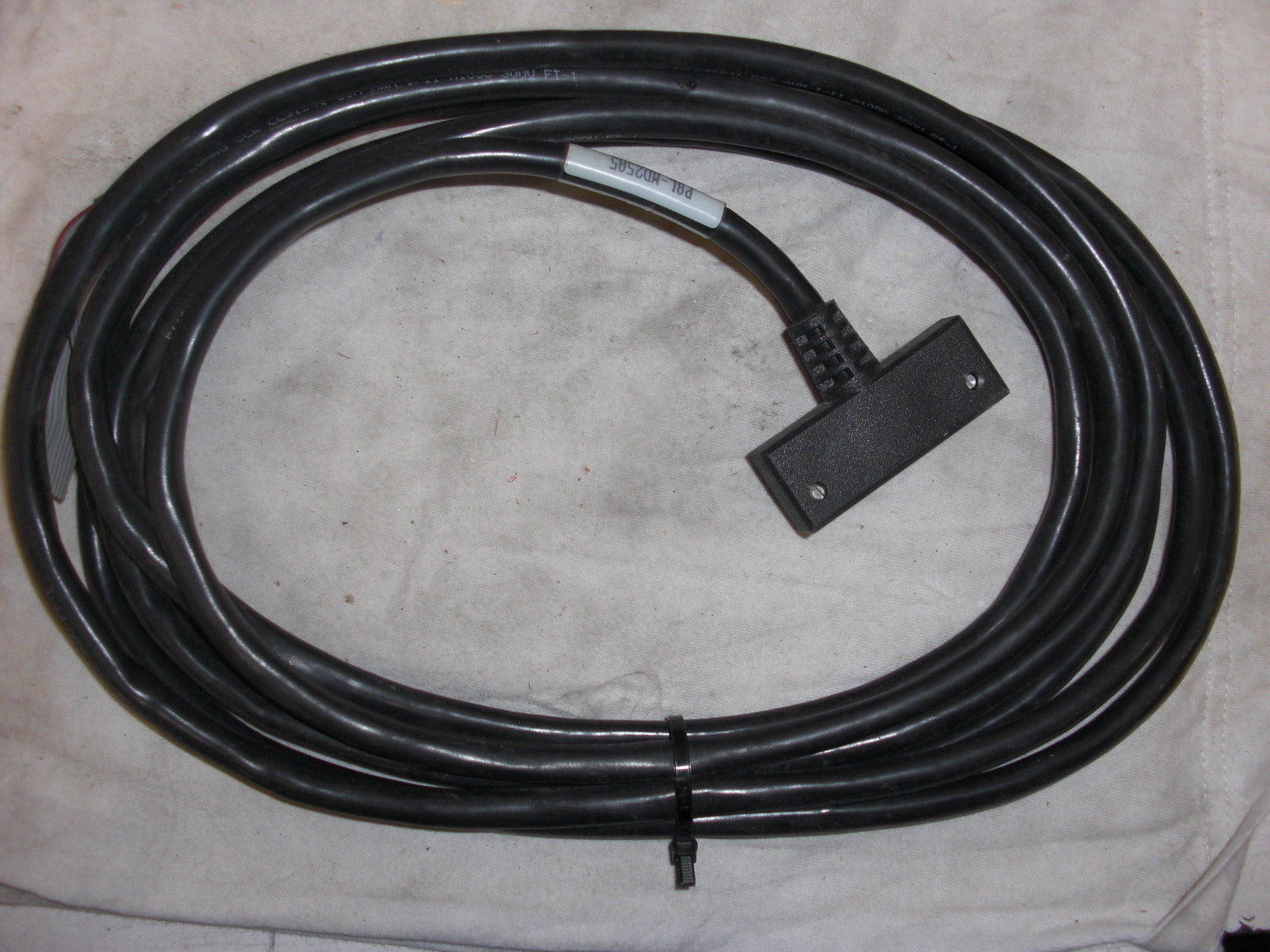 PARKER PS352100P 25 PIN CABLE *USED*