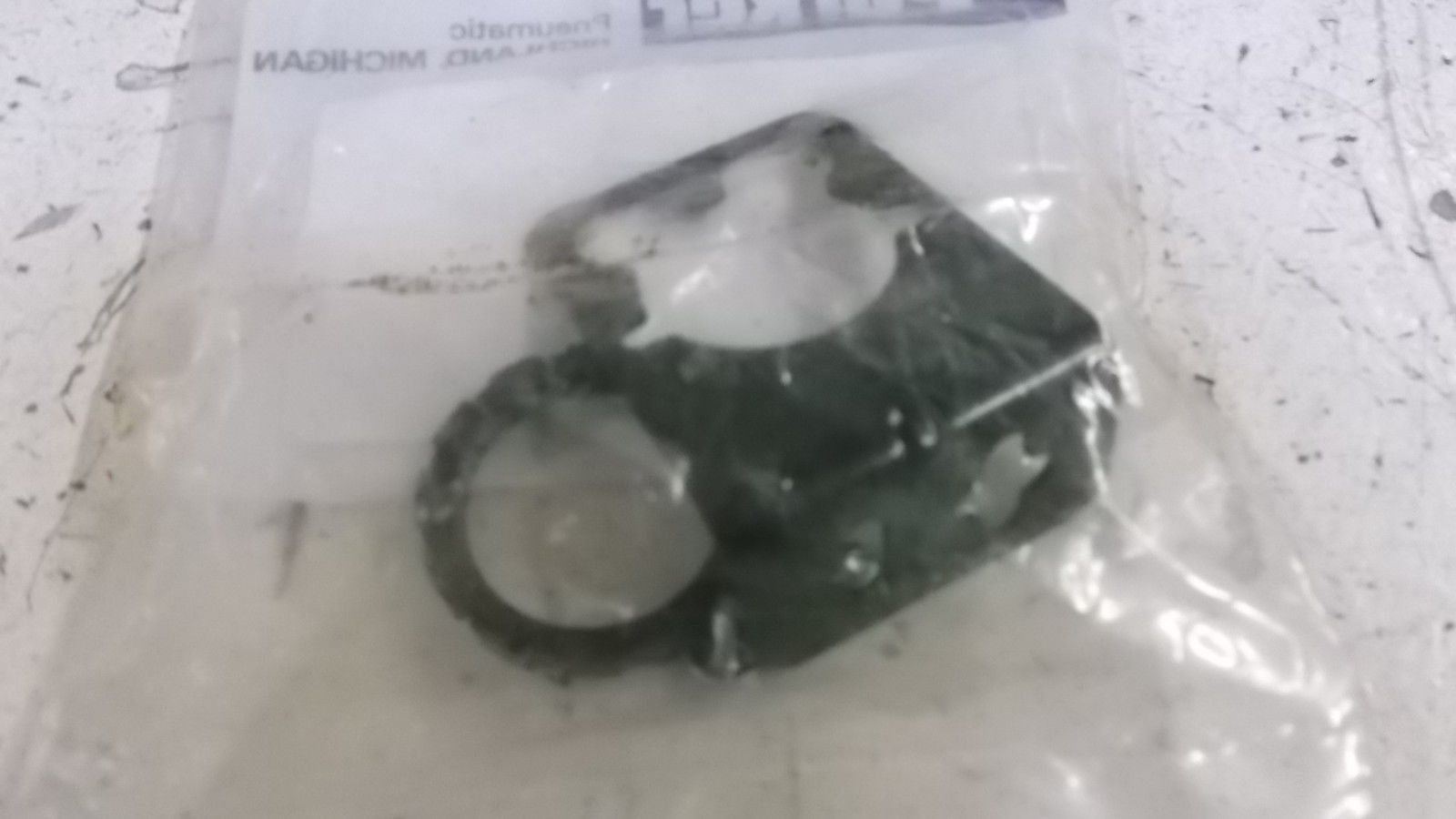 PARKER PS417BP MOUNT BRACKET *NEW IN A FACTORY BAG*
