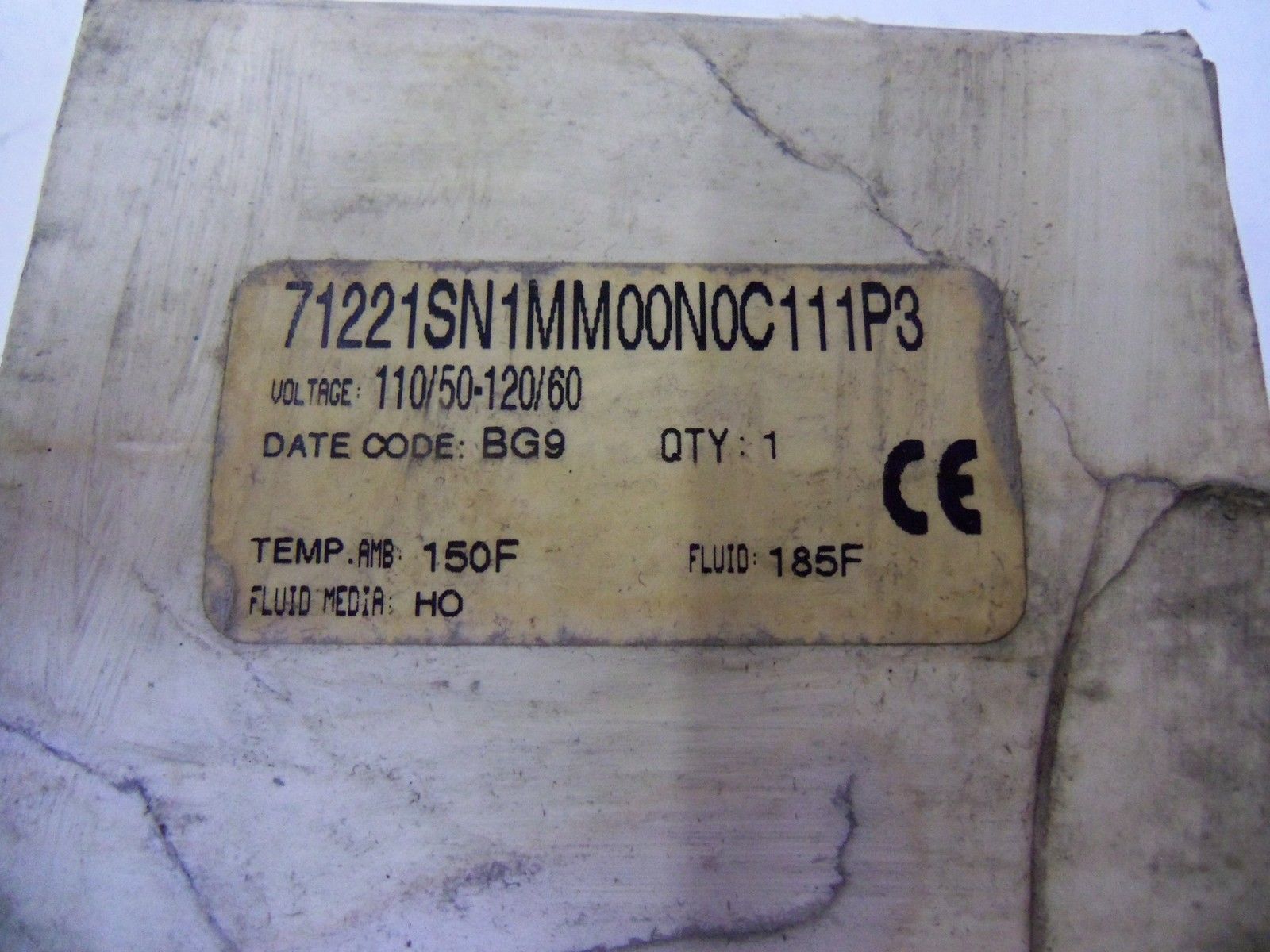 PARKER SKINNER VALVE SOLENOID VALVES 71221SN1MM00N0C111P3 *NEW IN BOX*