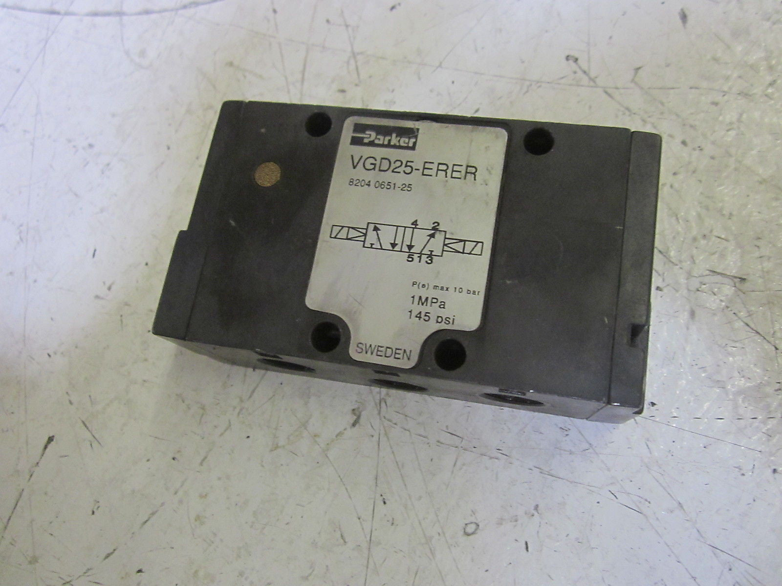 PARKER VGD25-ERER VALVE 145PSI *NEW NO BOX*
