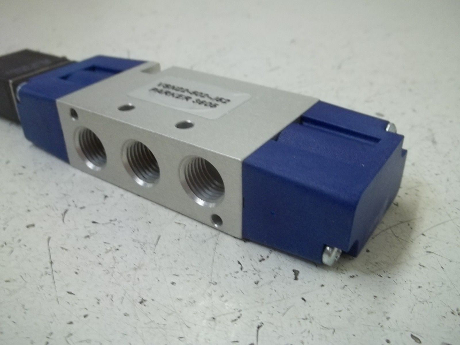 PARKER VSN22-502-J52 SOLENOID VALVE *NEW IN BOX*