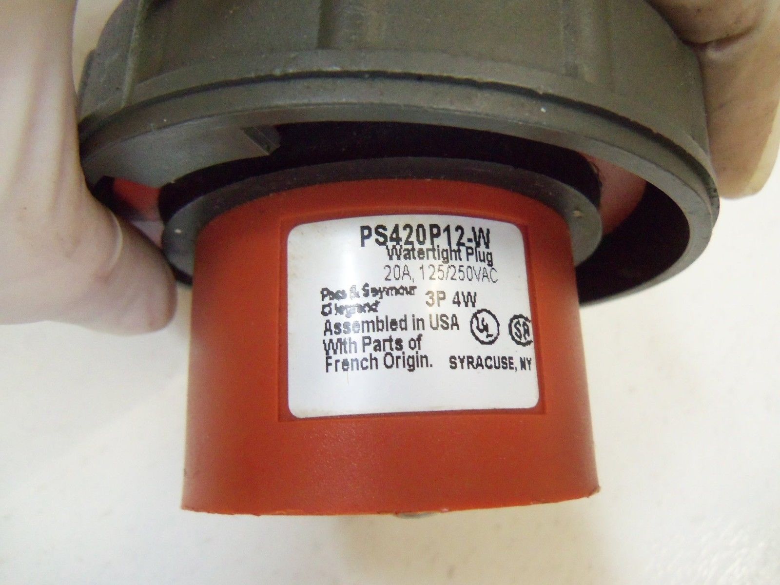 PASS & SEYMOUR LEGRAND PS420P12-W *USED*