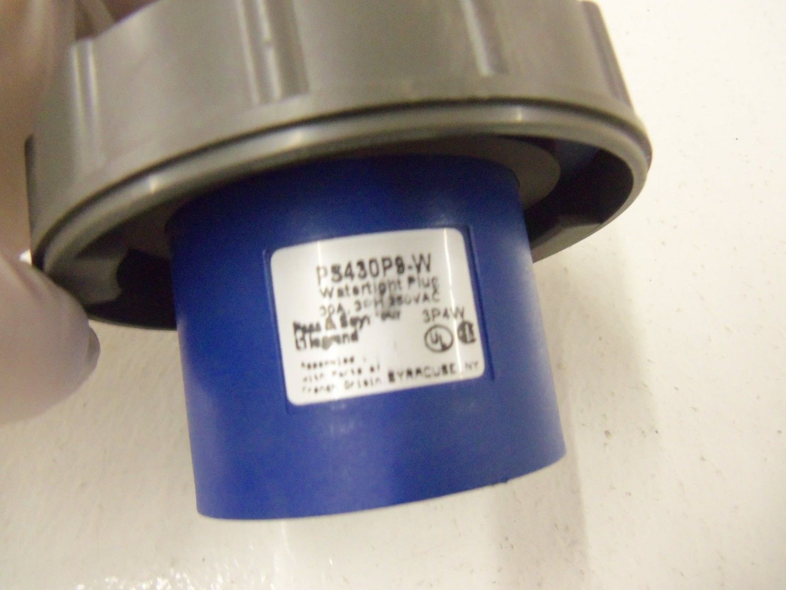 PASS & SEYMOUR LEGRAND PS430P9-W *AS IS*