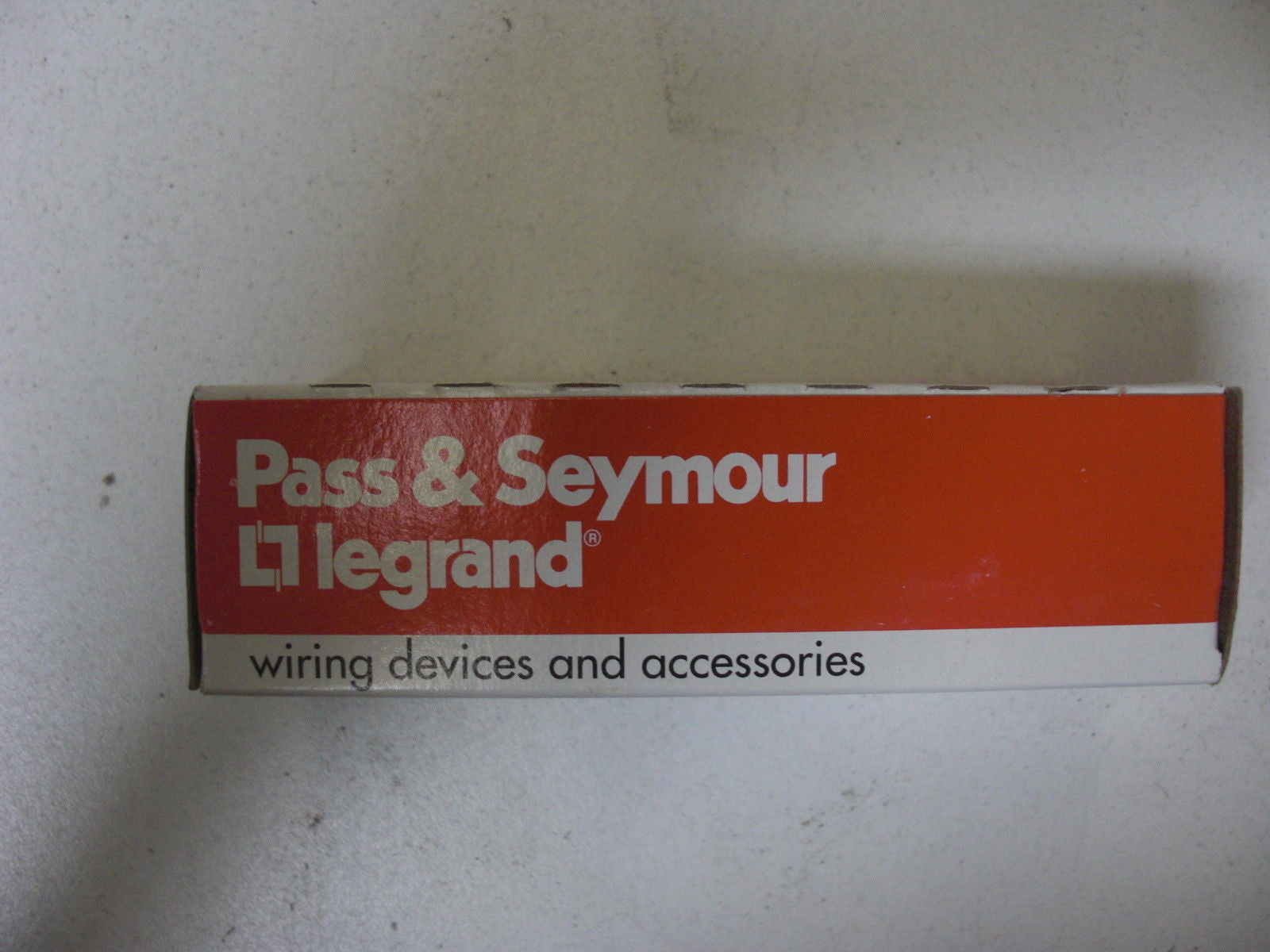 PASS & SEYMOUR LEGRAND CRB5362-I *NEW IN THE BOX*