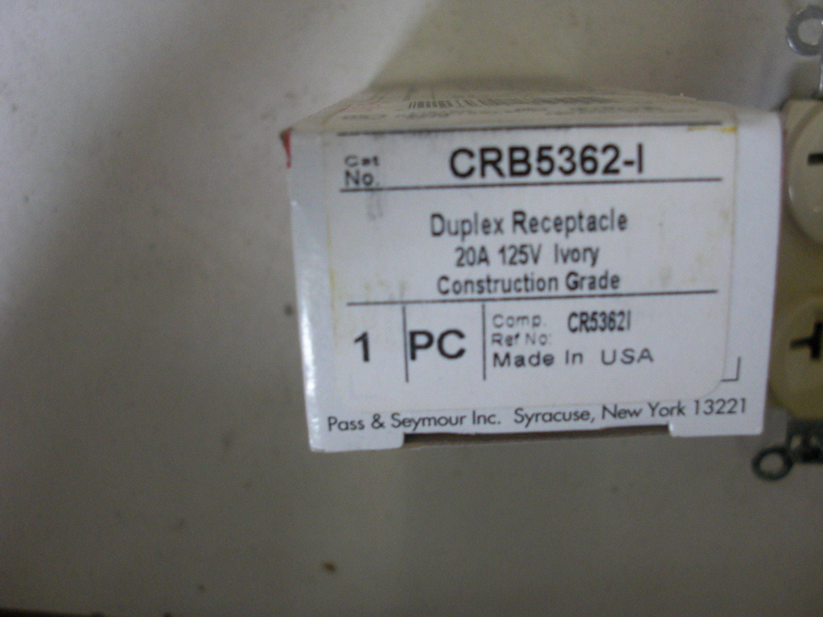 PASS & SEYMOUR LEGRAND CRB5362-I *NEW IN THE BOX*