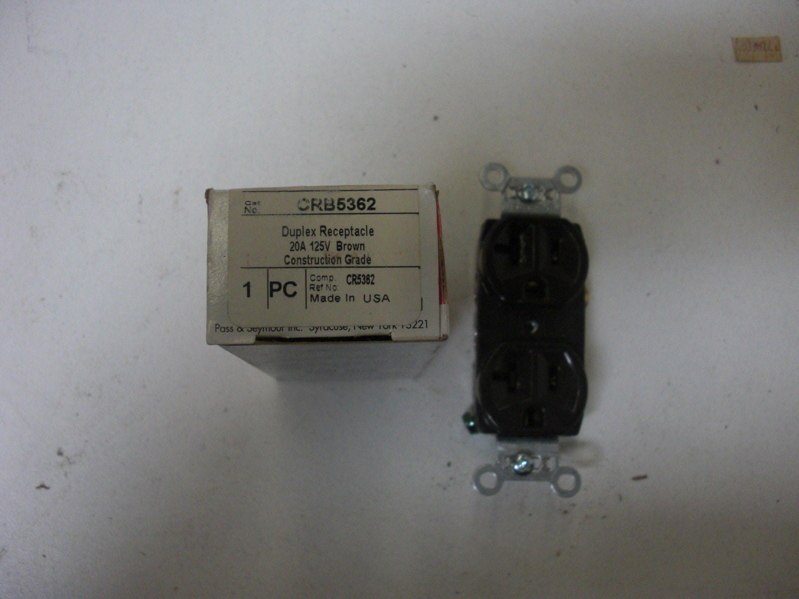 PASS & SEYMOUR LEGRAND CRB5362 *NEW IN THE BOX*