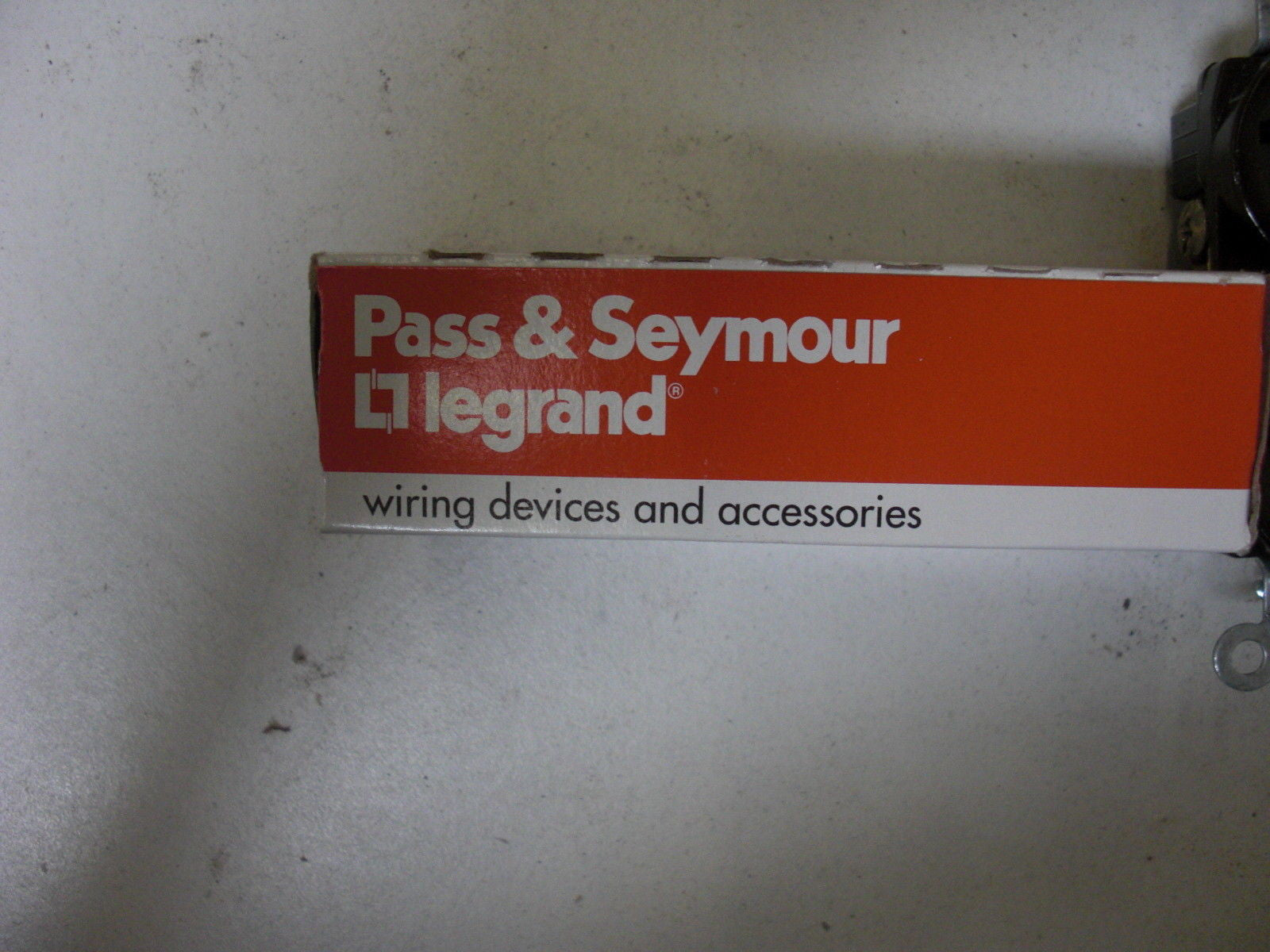 PASS & SEYMOUR LEGRAND CRB5362 *NEW IN THE BOX*