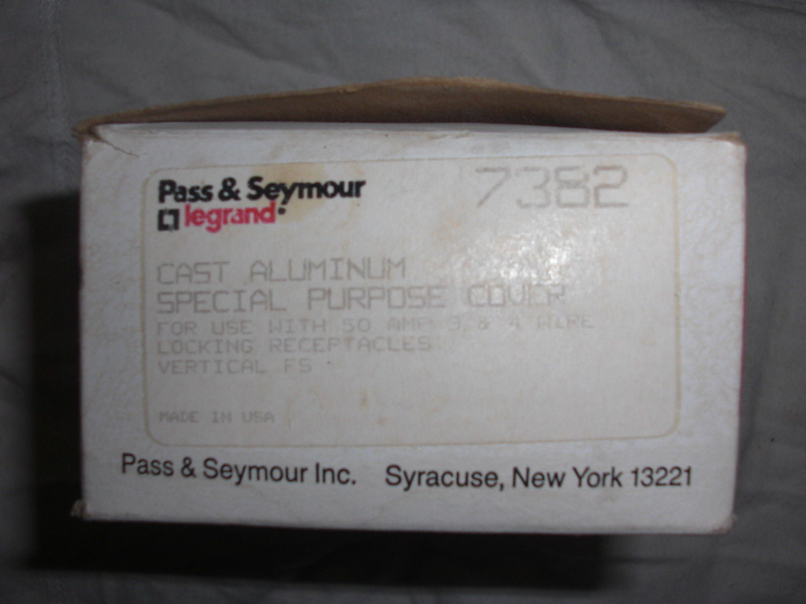 PASS & SEYMOUR LEGRAND 7382 *NEW*