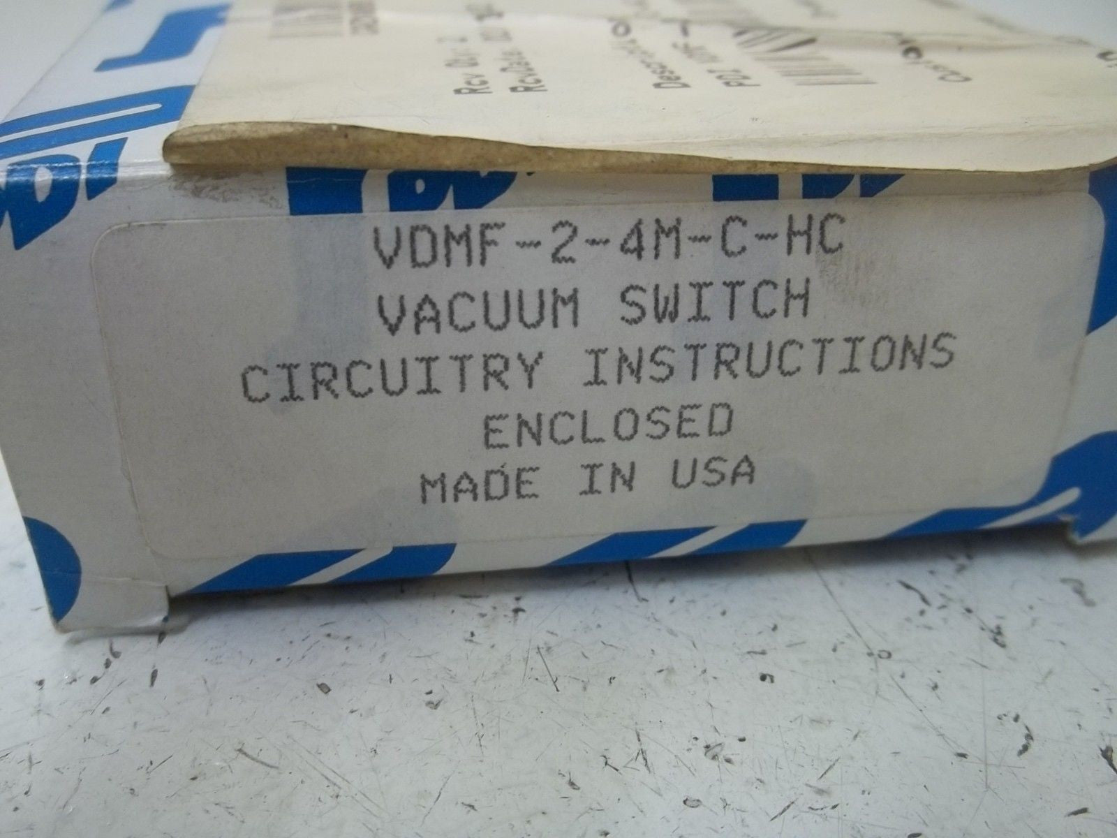 PDI VDMF-2-4M-C-CH VACUUM SWITCH *NEW IN BOX*