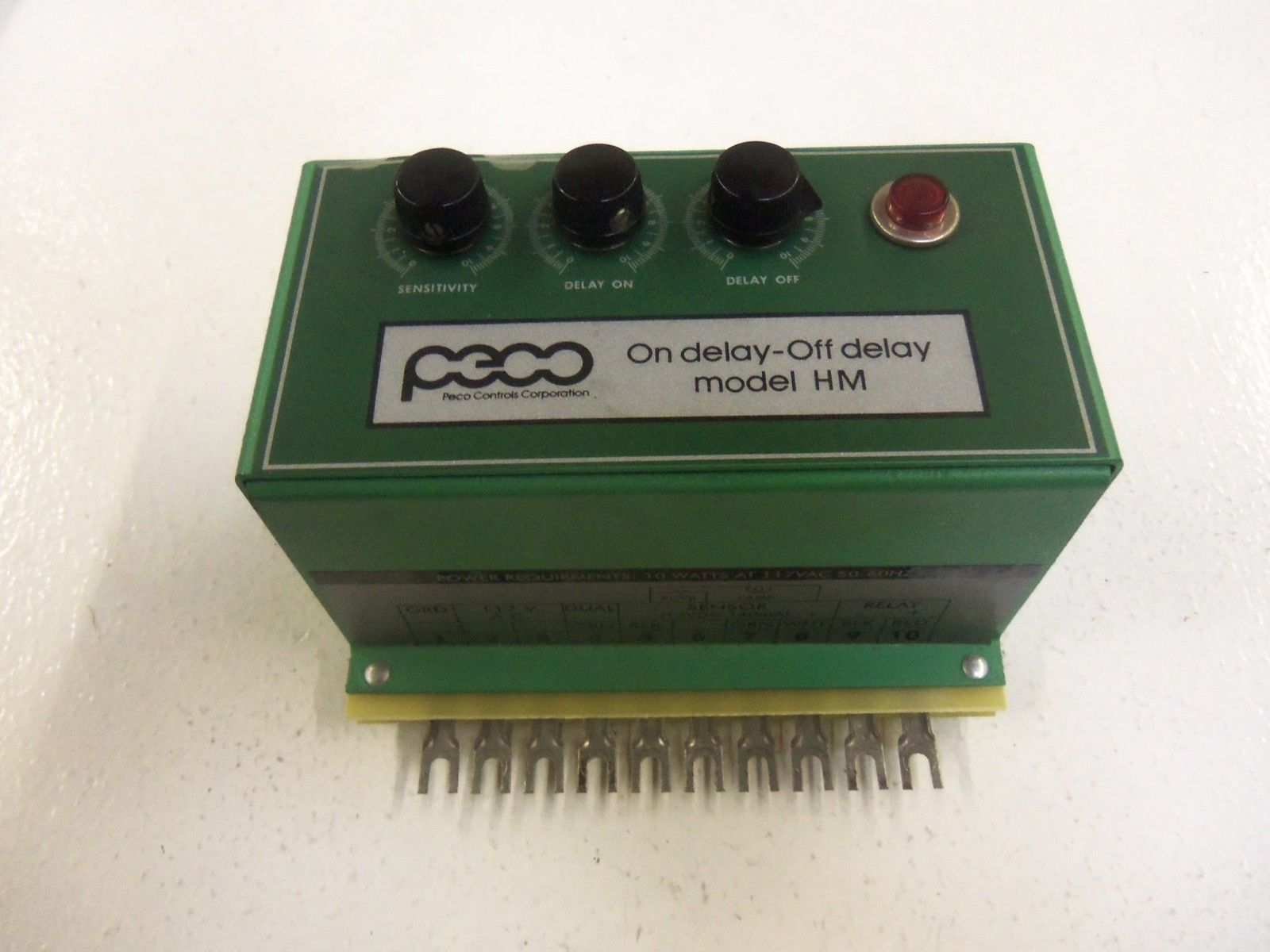 PECO MODEL HM C3005 ON DELAY-OFF DELAY MODULE *USED*