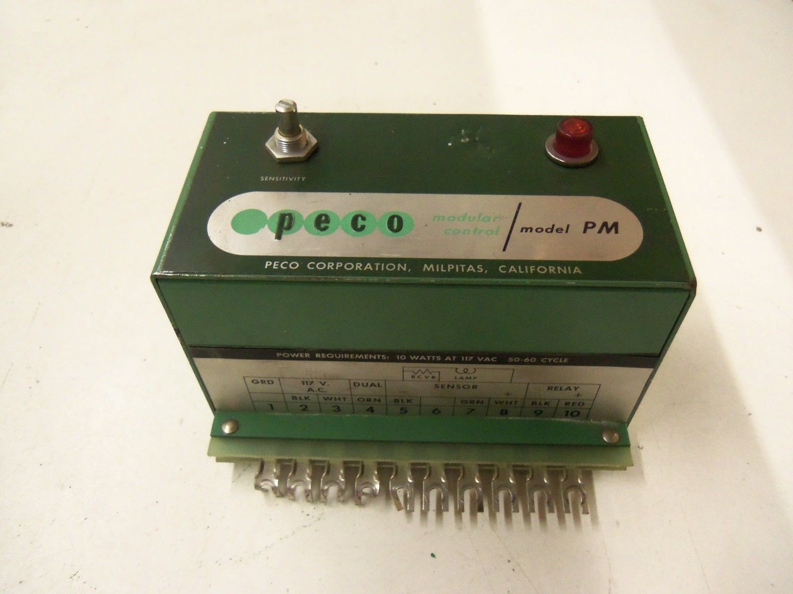 PECO MODULAR CONTROL MODEL PM C-3007-255 *USED*