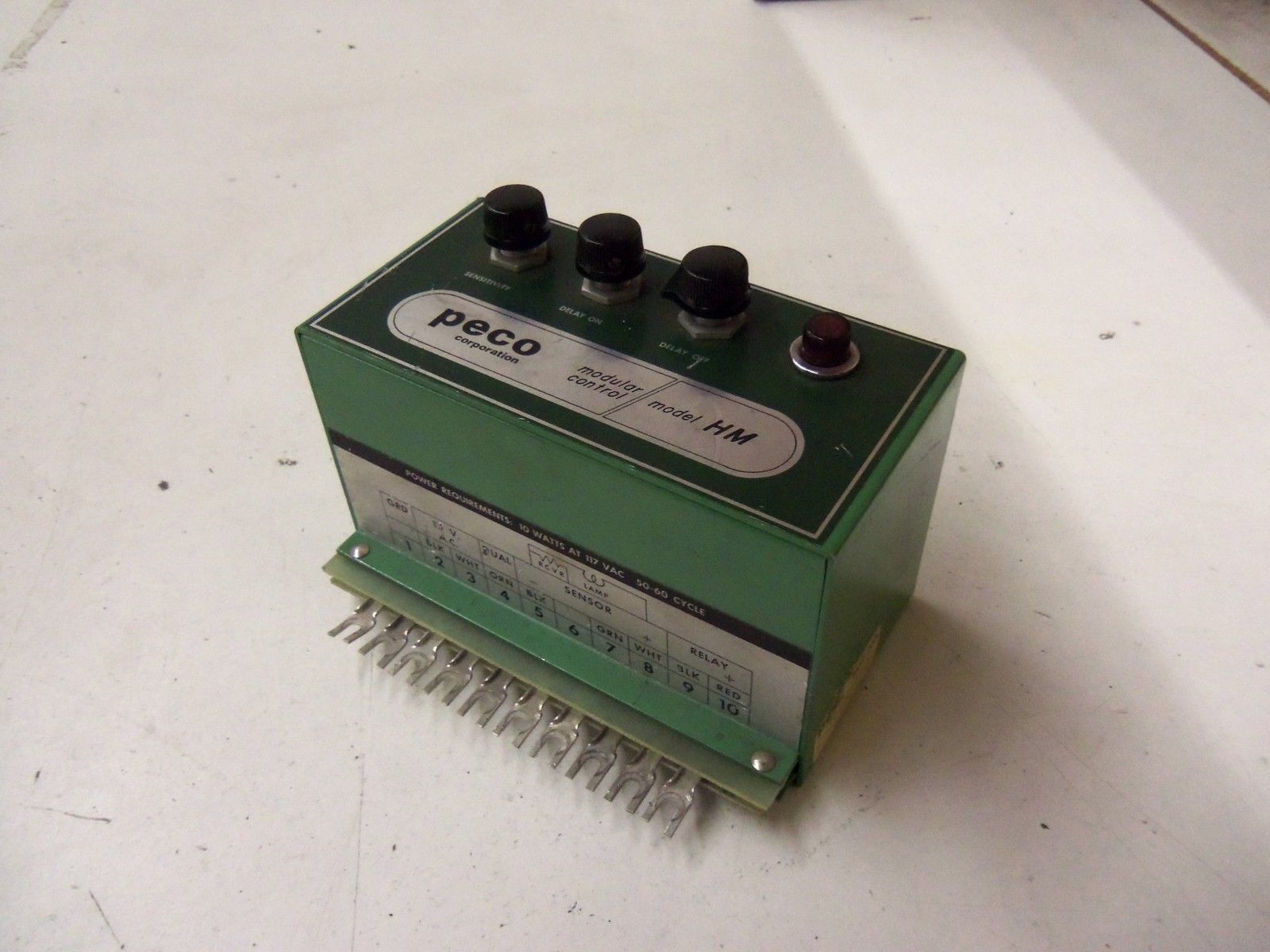 PECO MODULAR CONTROL MODEL HM C-3005-660 *USED*