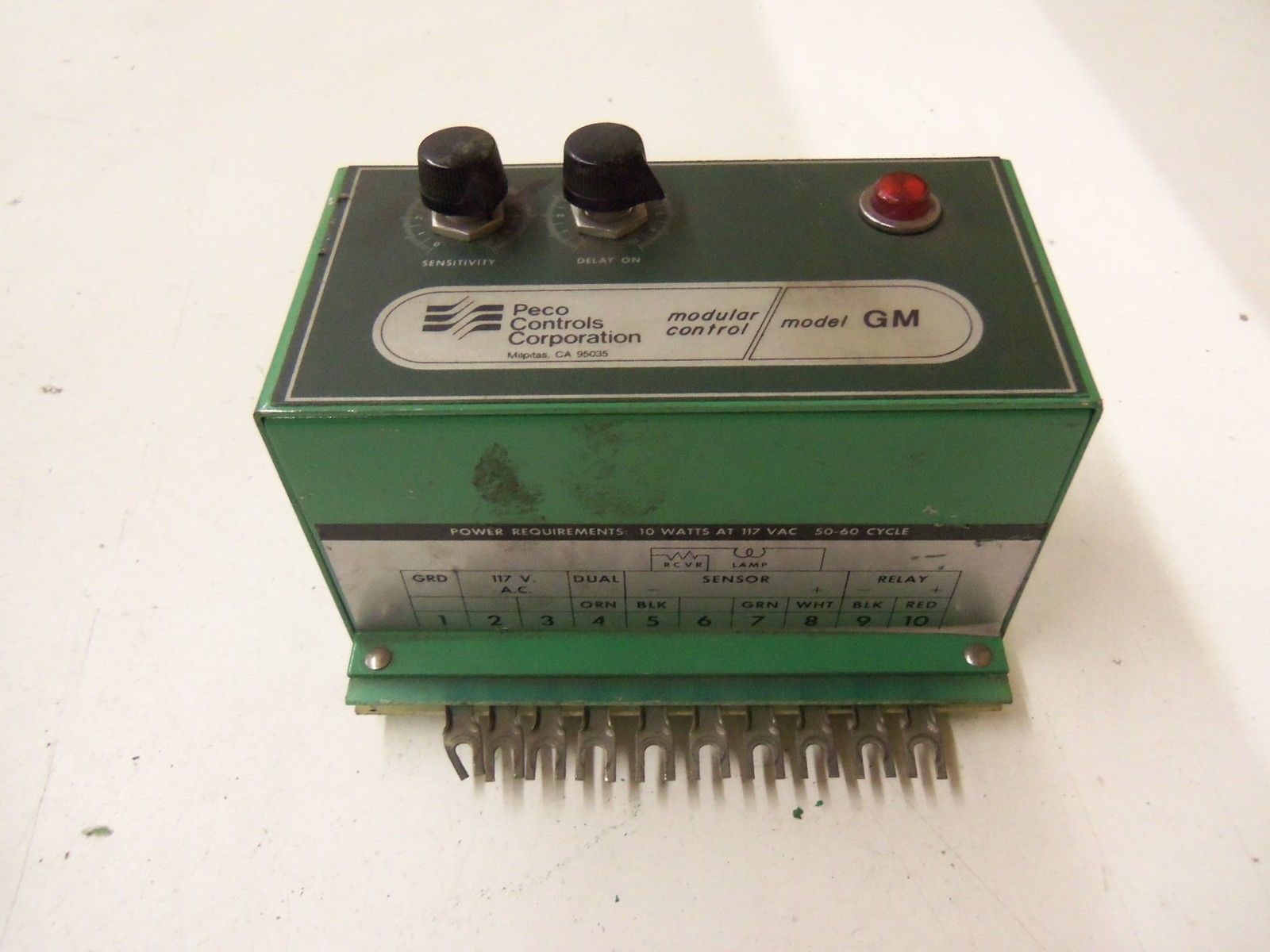 PECO MODULAR CONTROL MODEL GM C3004-3604 *USED*