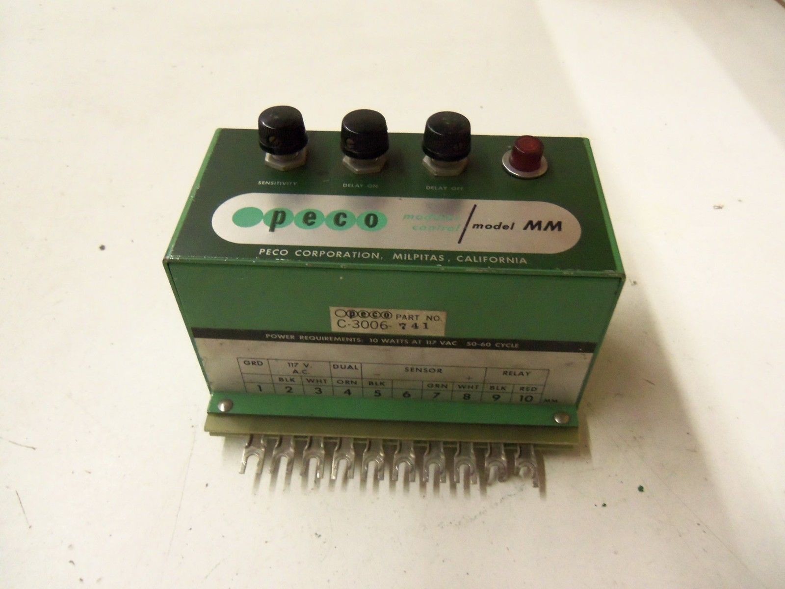 PECO MODULAR CONTROL MODEL MM C-3006-741 *USED*
