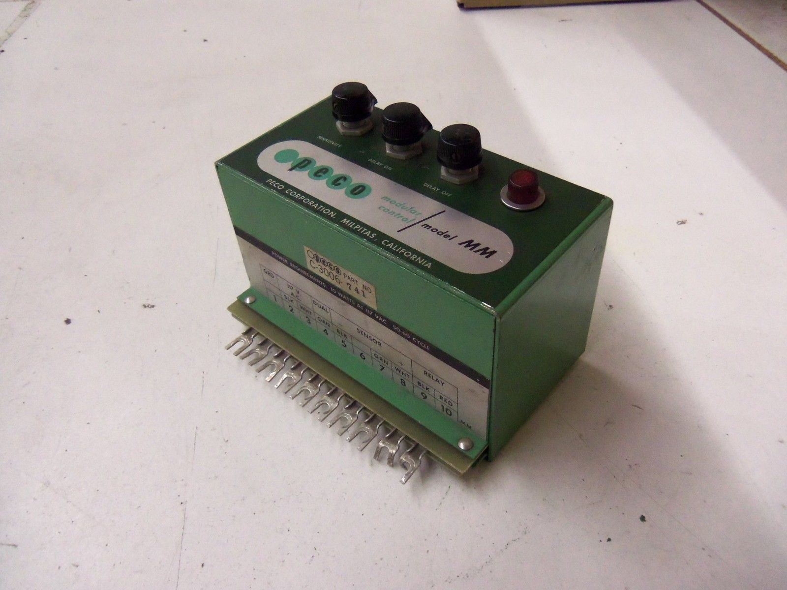 PECO MODULAR CONTROL MODEL MM C-3006-741 *USED*