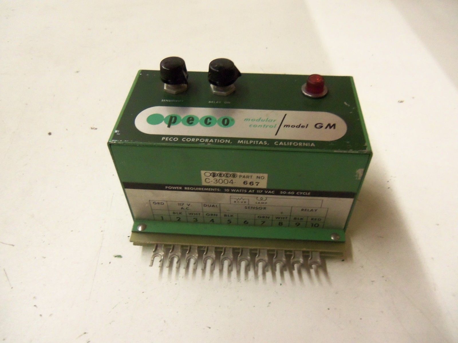 PECO MODULAR CONTROL MODEL GM C-3004-667 *USED*