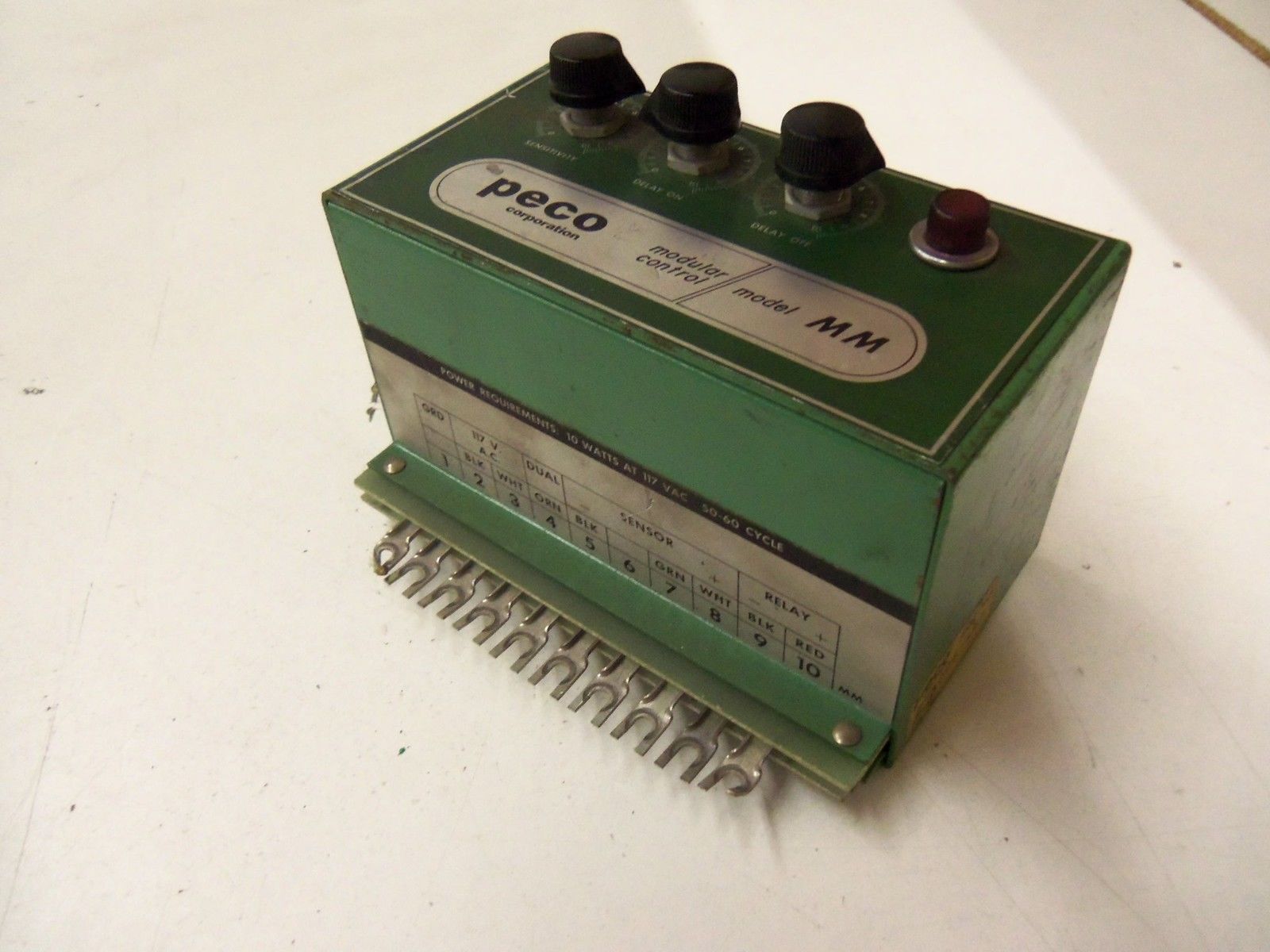 PECO MODULAR CONTROL MODEL MM C-3006-487 *USED*