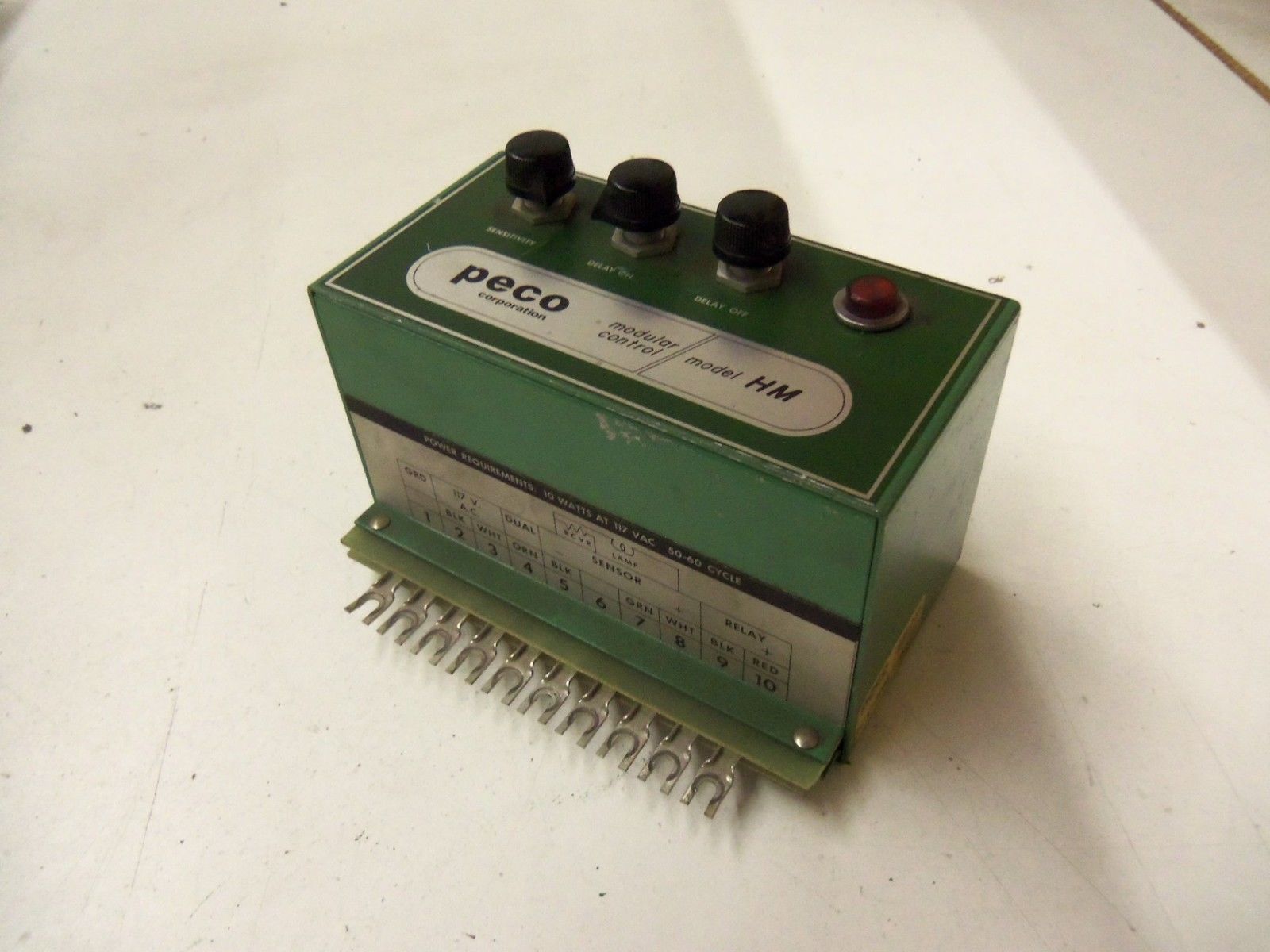 PECO MODULAR CONTROL MODEL HM C-3005-151 *USED*
