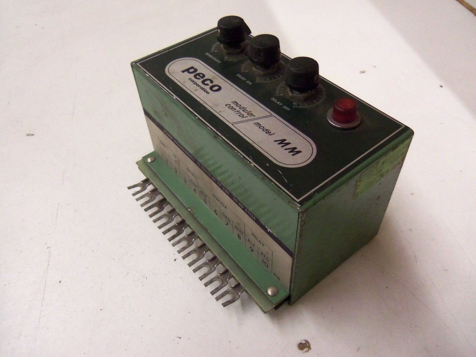 PECO MODULAR CONTROL MODEL MM C3006-7095 *USED*