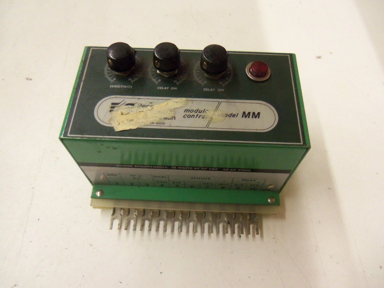 PECO MODULAR CONTROL MODEL MM C3006-3000 *USED*