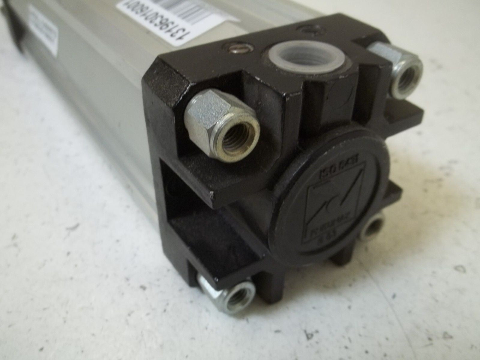 PENUMAX 1319.63.160.01 PNEUMATIC CYLINDER *USED*
