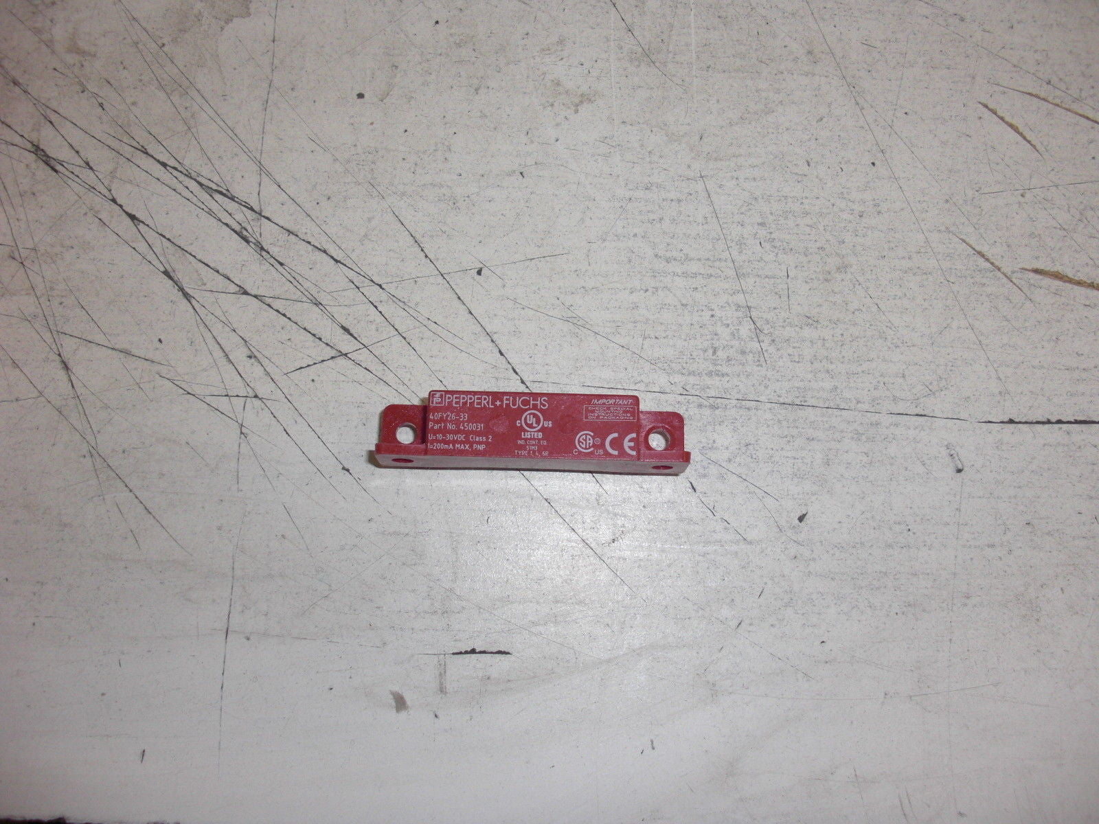 PEPPERL+FUCHS 40FY26-33 *NEW NO BOX*
