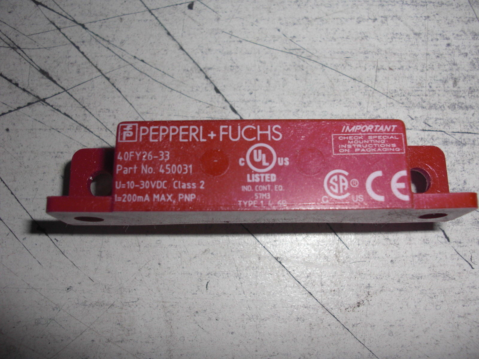 PEPPERL+FUCHS 40FY26-33 *NEW NO BOX*