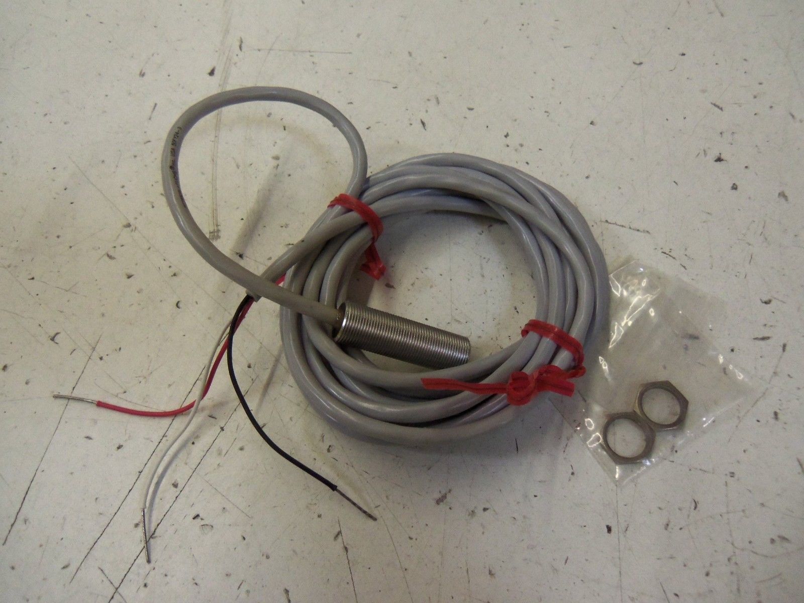 PEPPERL+FUCHS 50FY24-3 *NEW NO BOX*