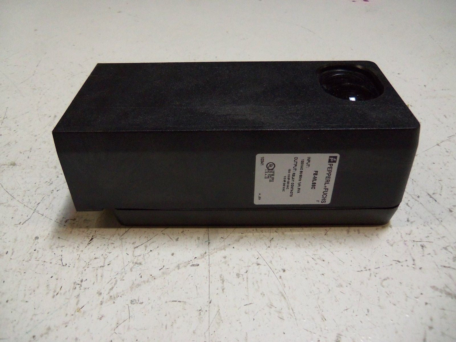 PEPPERL+FUCHS FE-MLS8C PHOTOELECTRIC SENSOR *NEW NO BOX*