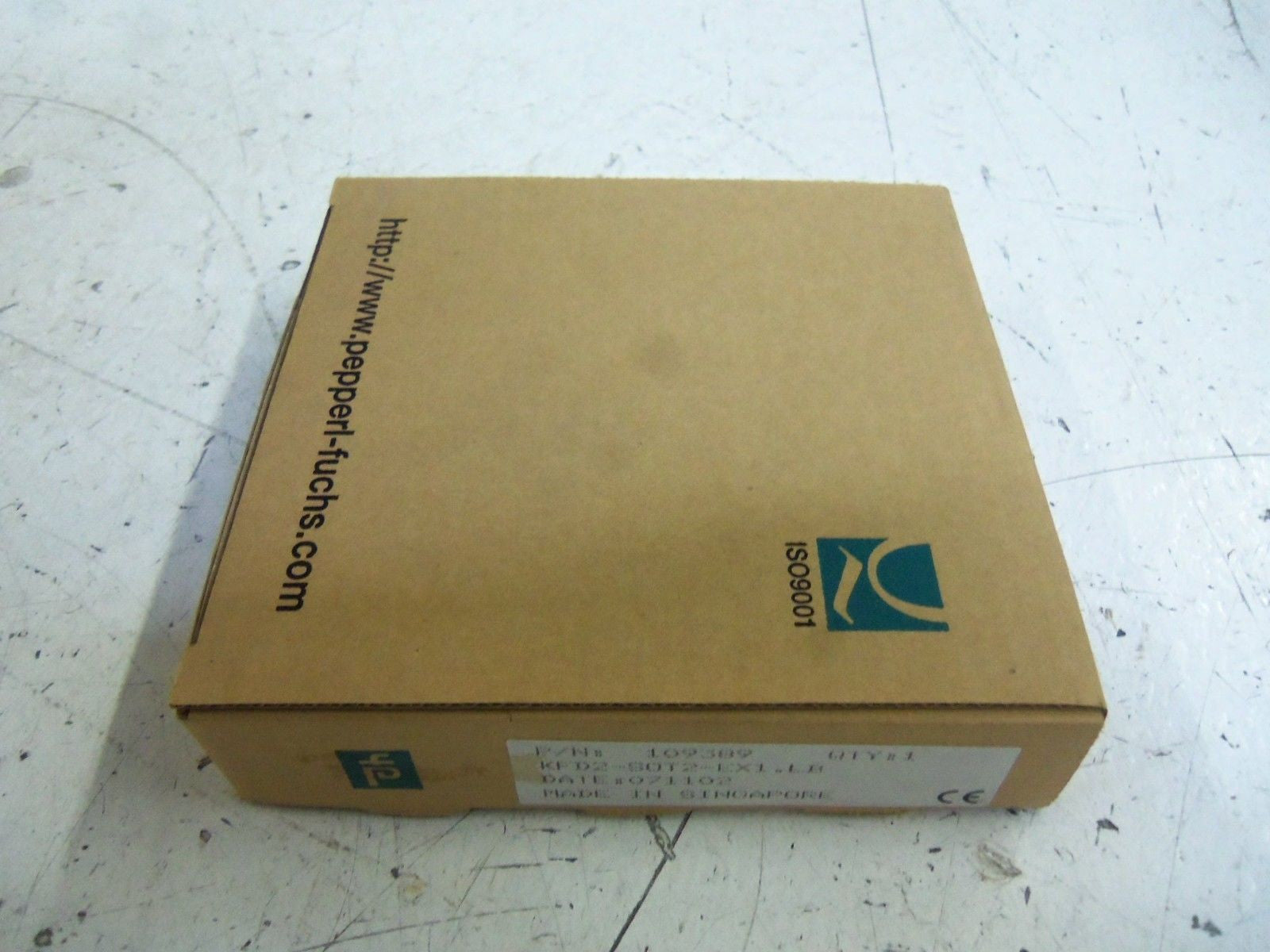 PEPPERL+FUCHS KFD2-SOT2-EX1.LB SWITCH AMPLIFIER *NEW IN BOX*