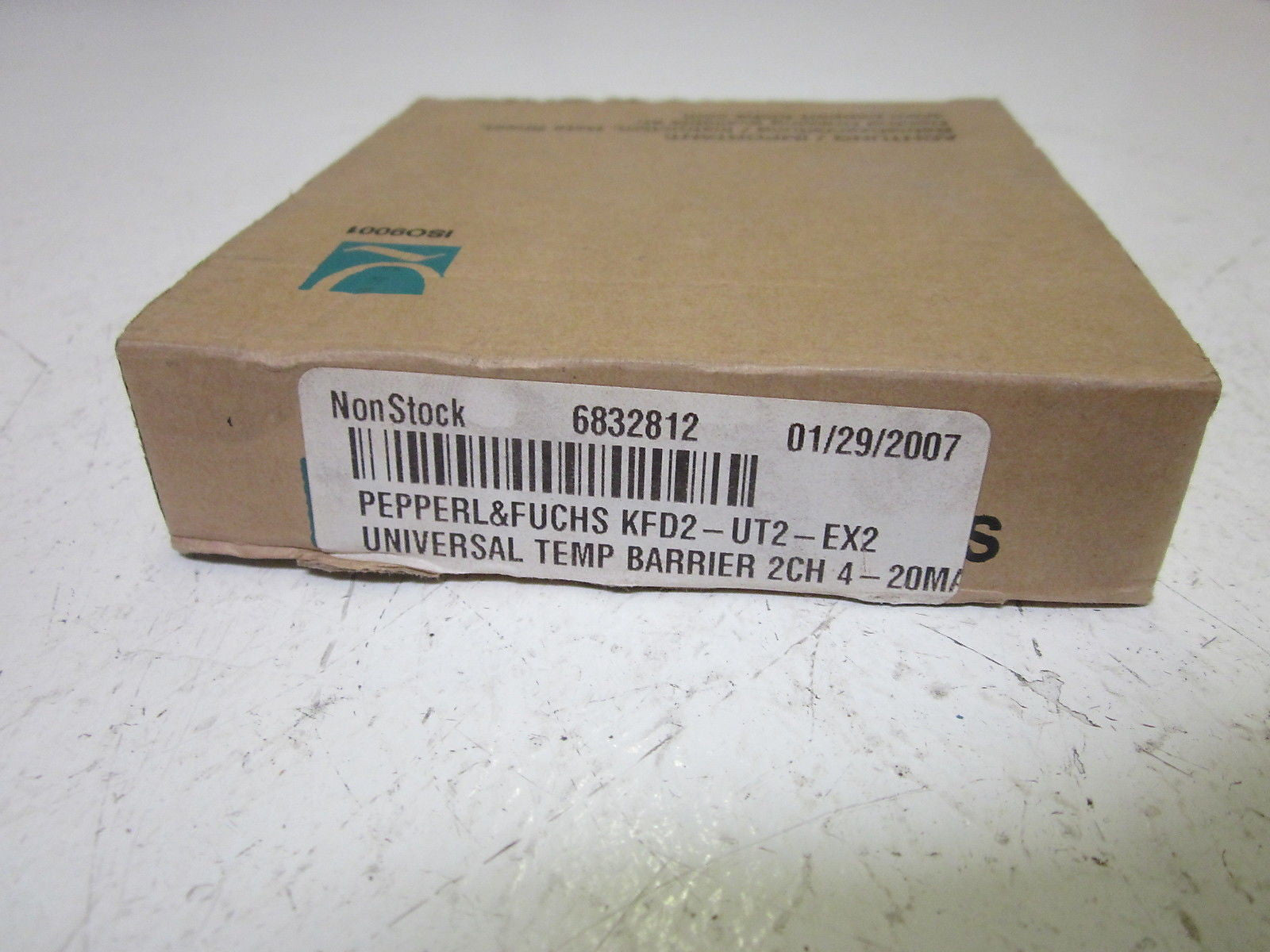 PEPPERL+FUCHS KFD2-UT2-EX2 UNIVERSAL TEMP CONV-PROG  *NEW IN BOX*